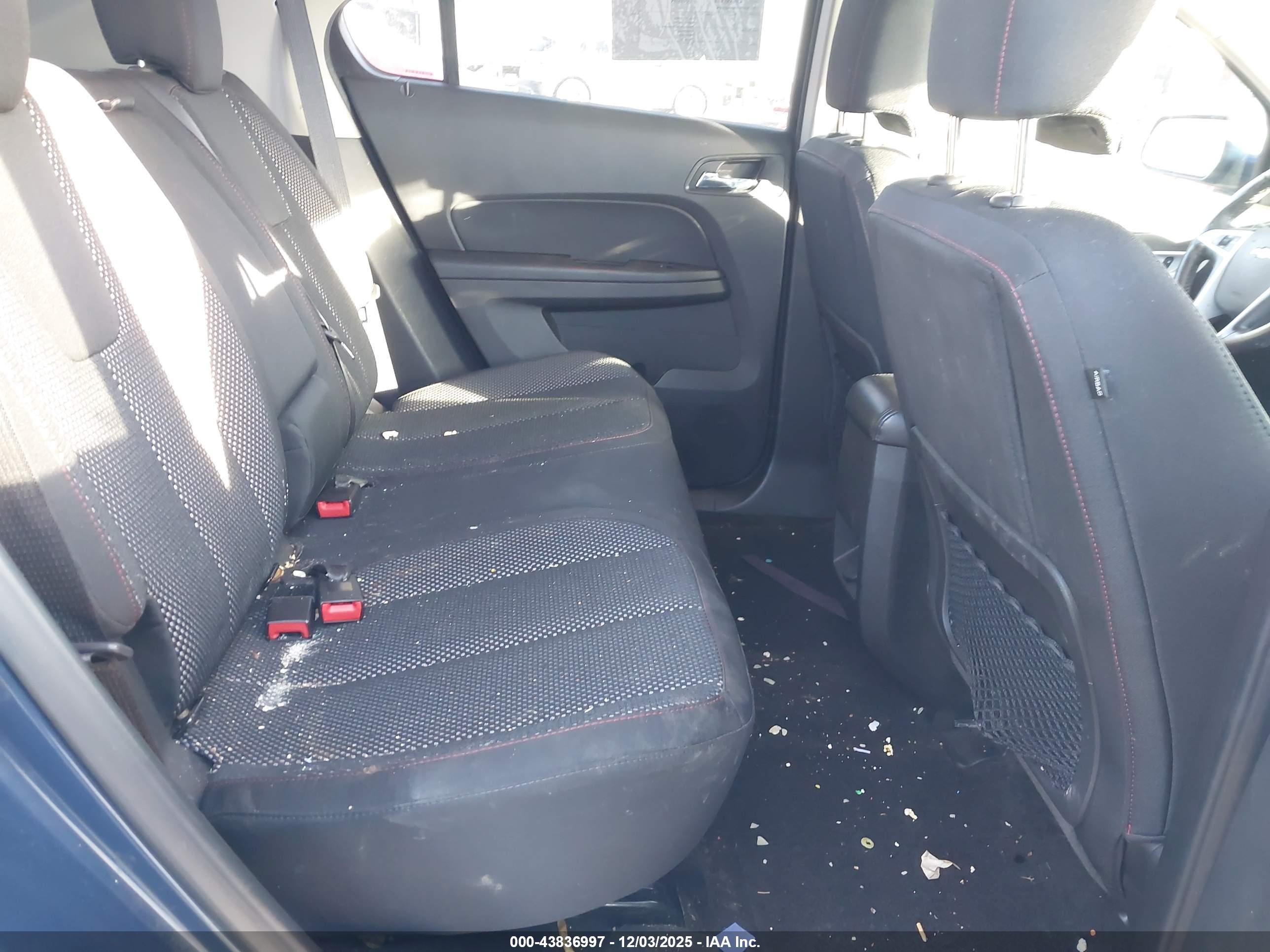 CHEVROLET EQUINOX image 8