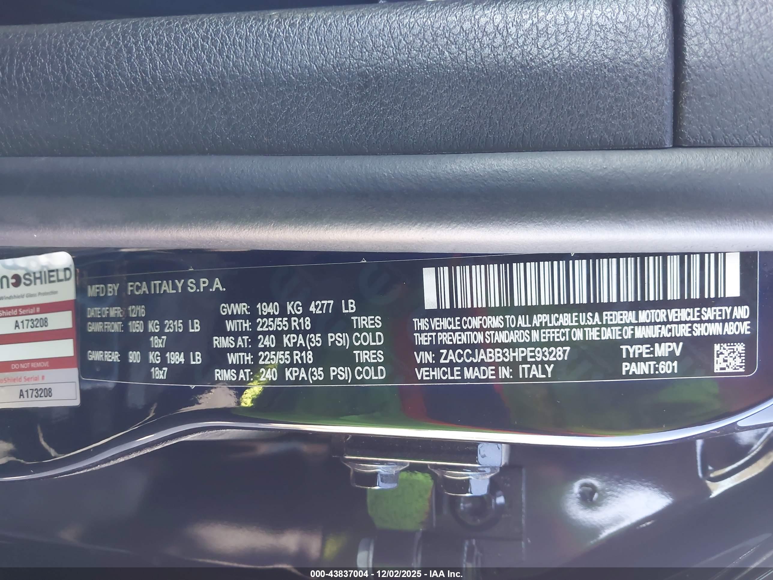 JEEP RENEGADE image 9