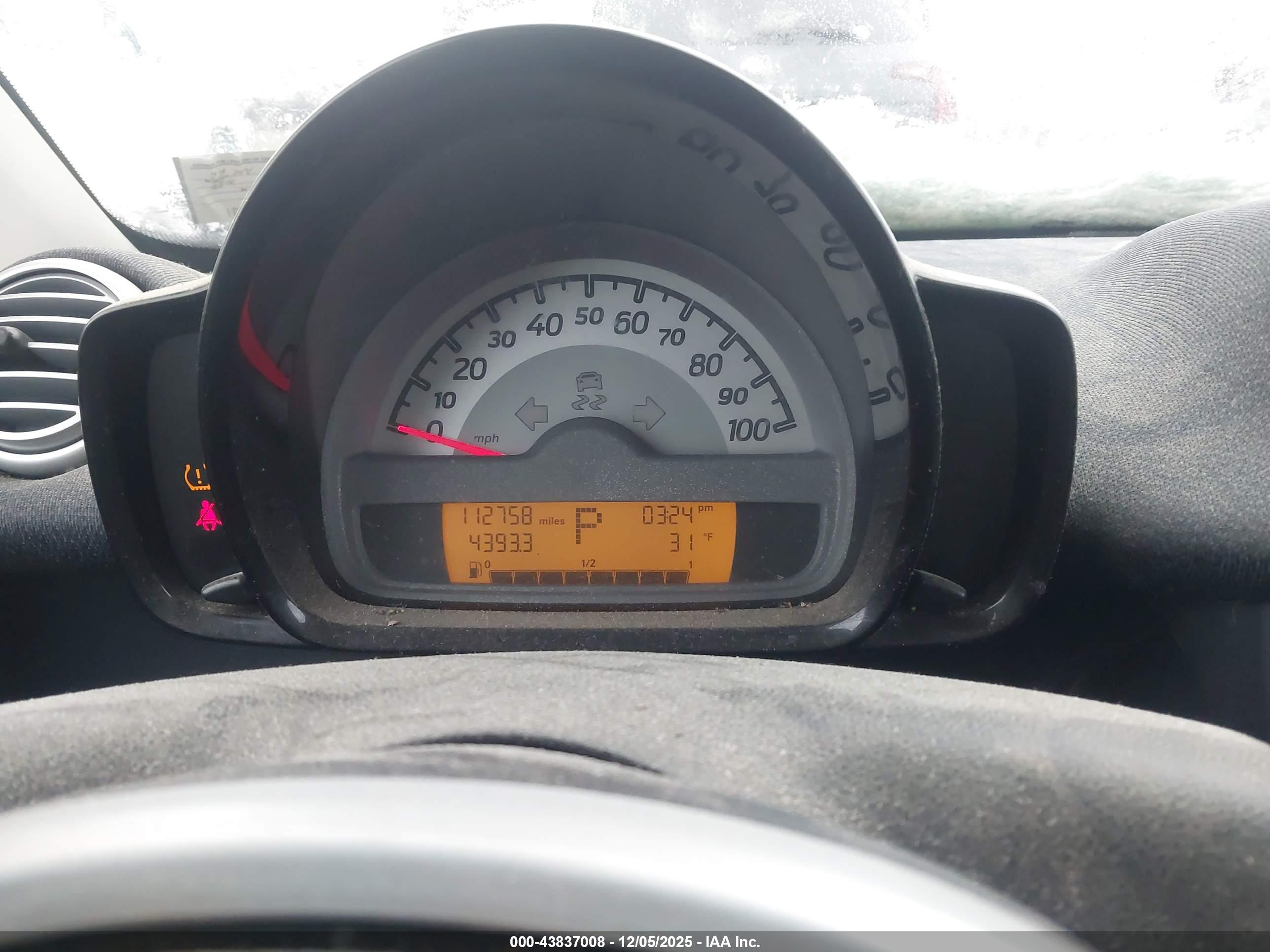 SMART FORTWO image 7