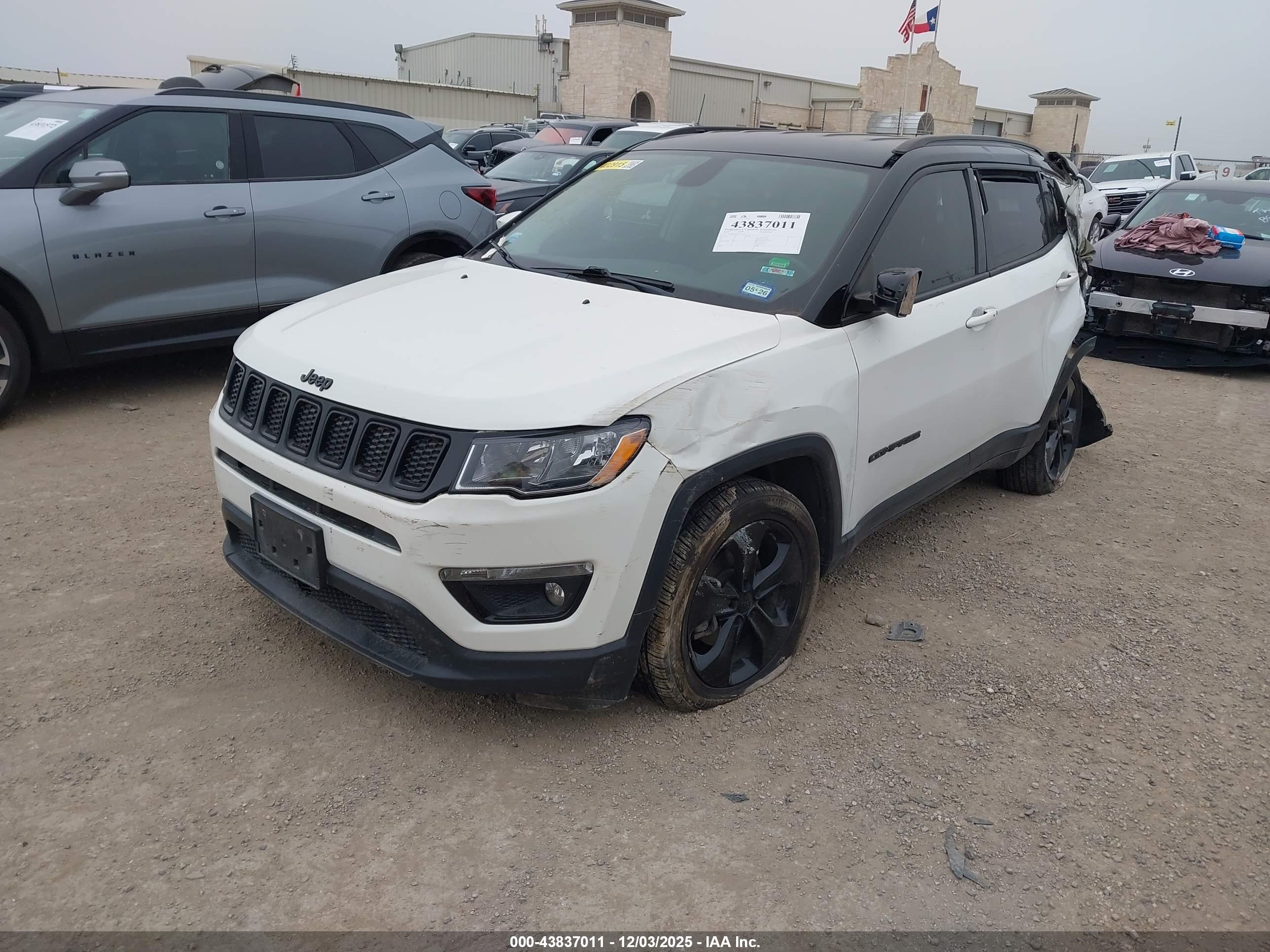 JEEP COMPASS image 2