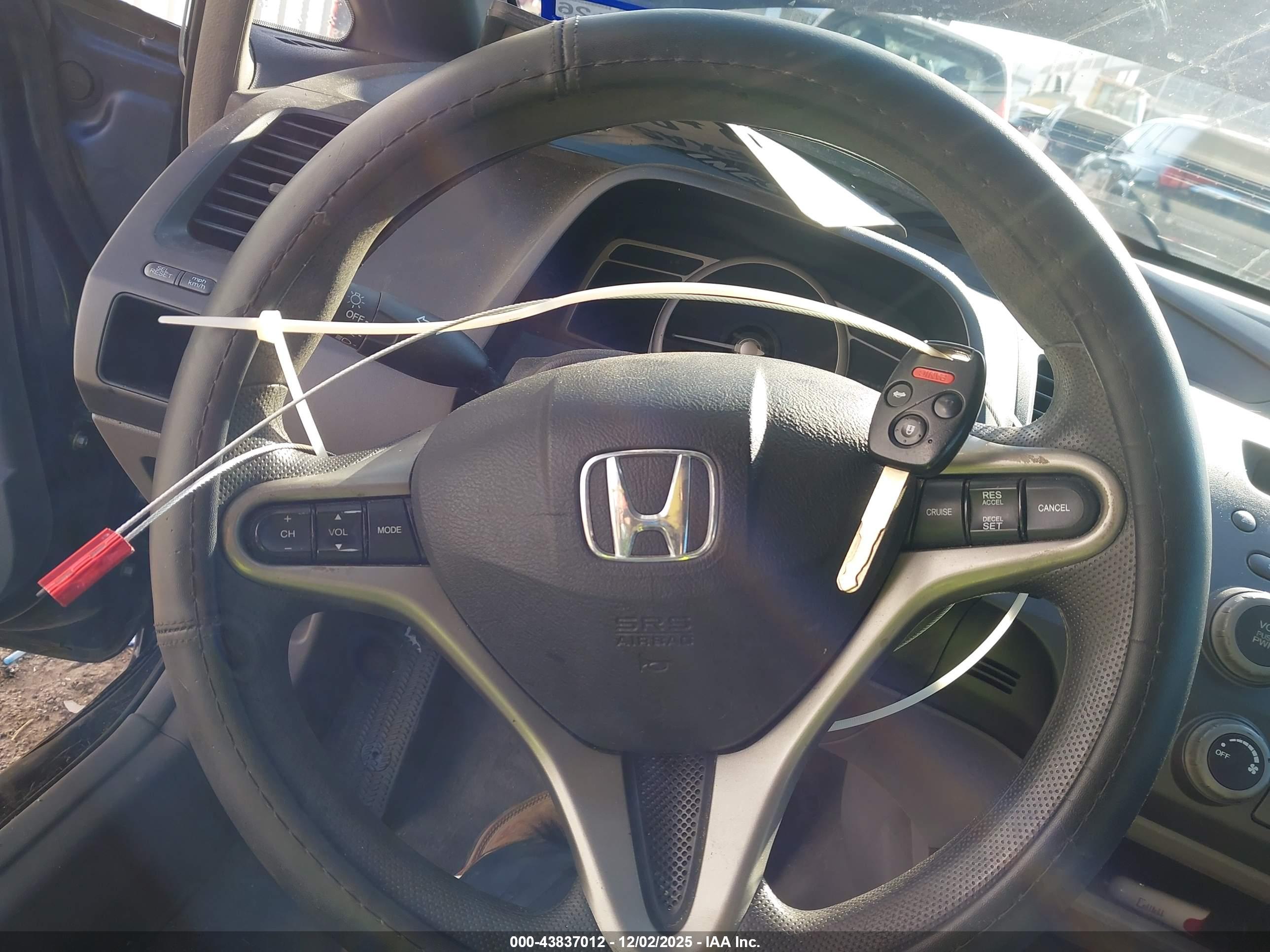 HONDA CIVIC image 11