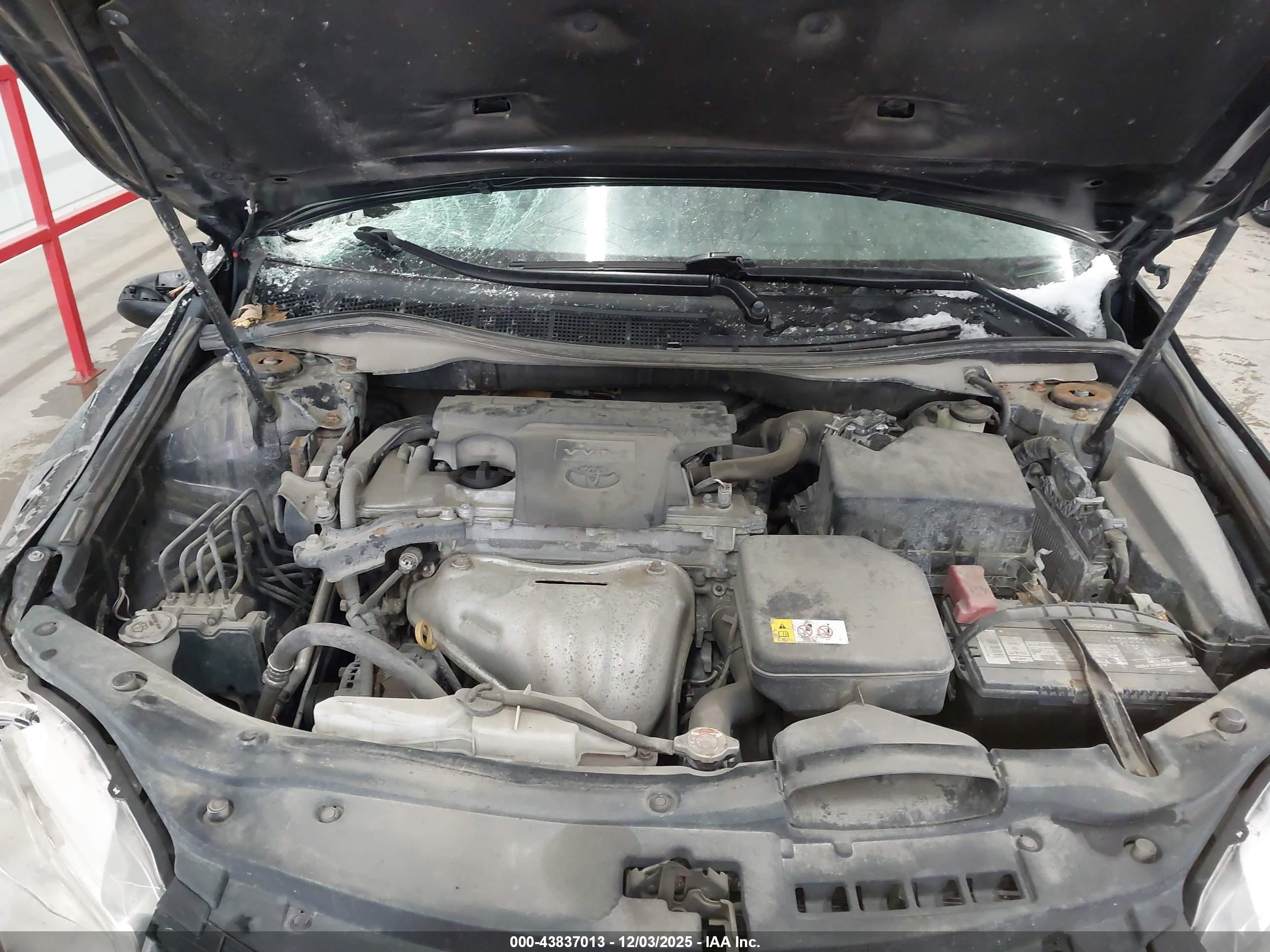 TOYOTA CAMRY image 10
