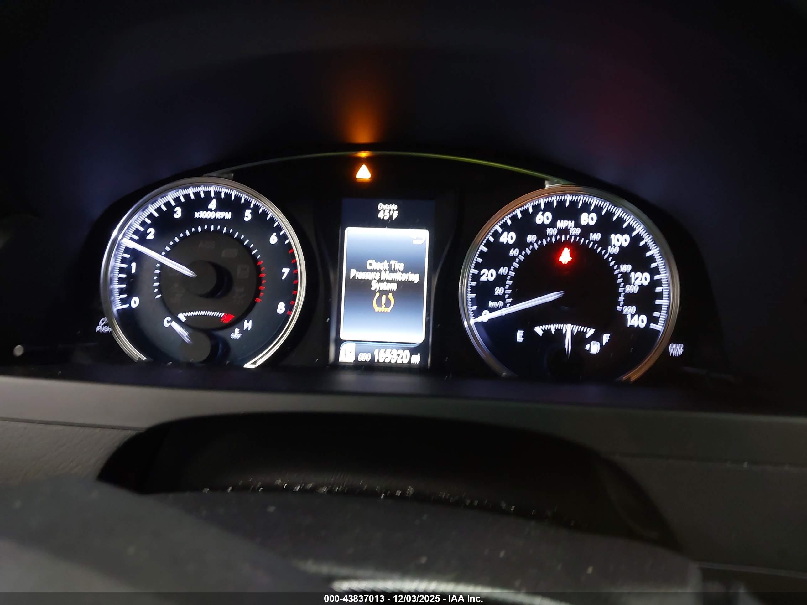 TOYOTA CAMRY image 7