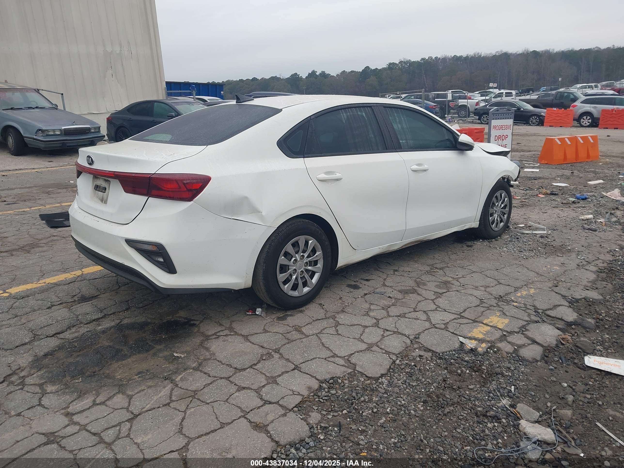 KIA FORTE image 4