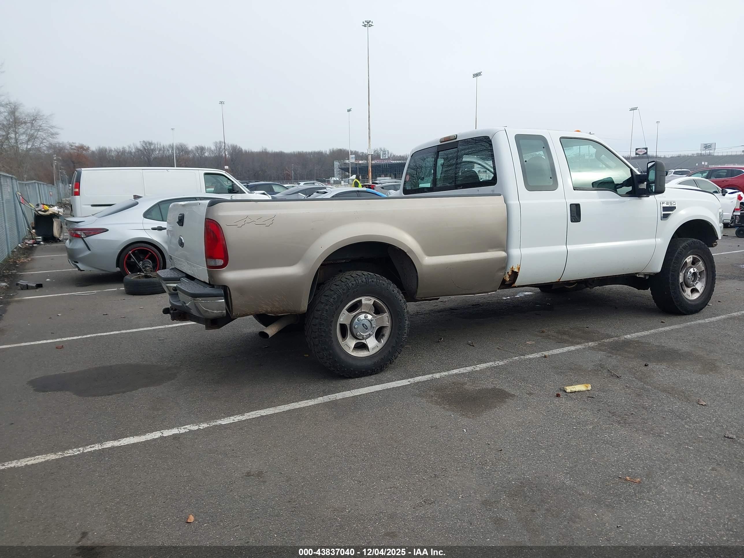 FORD F-250 image 4