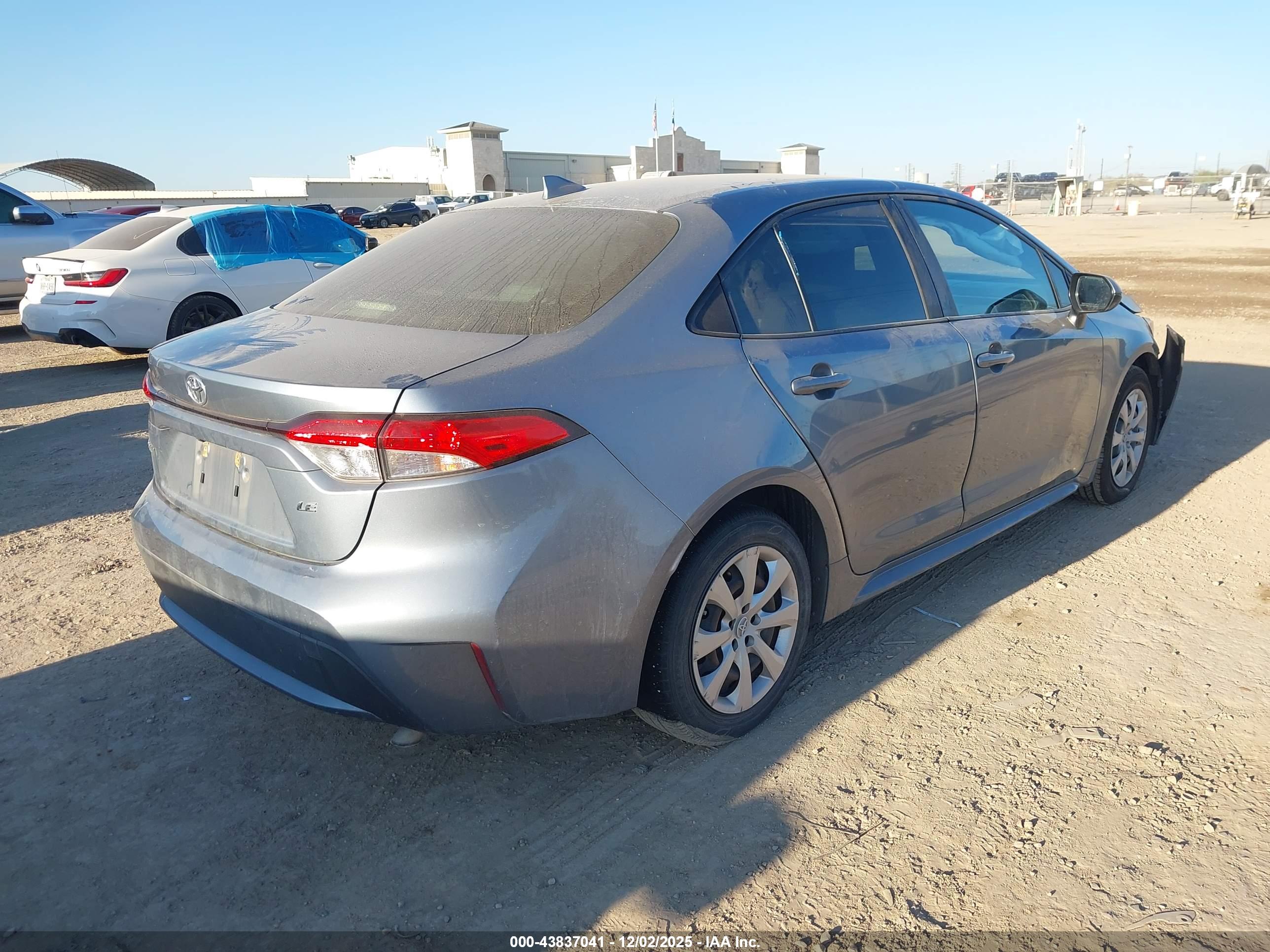 TOYOTA COROLLA image 4