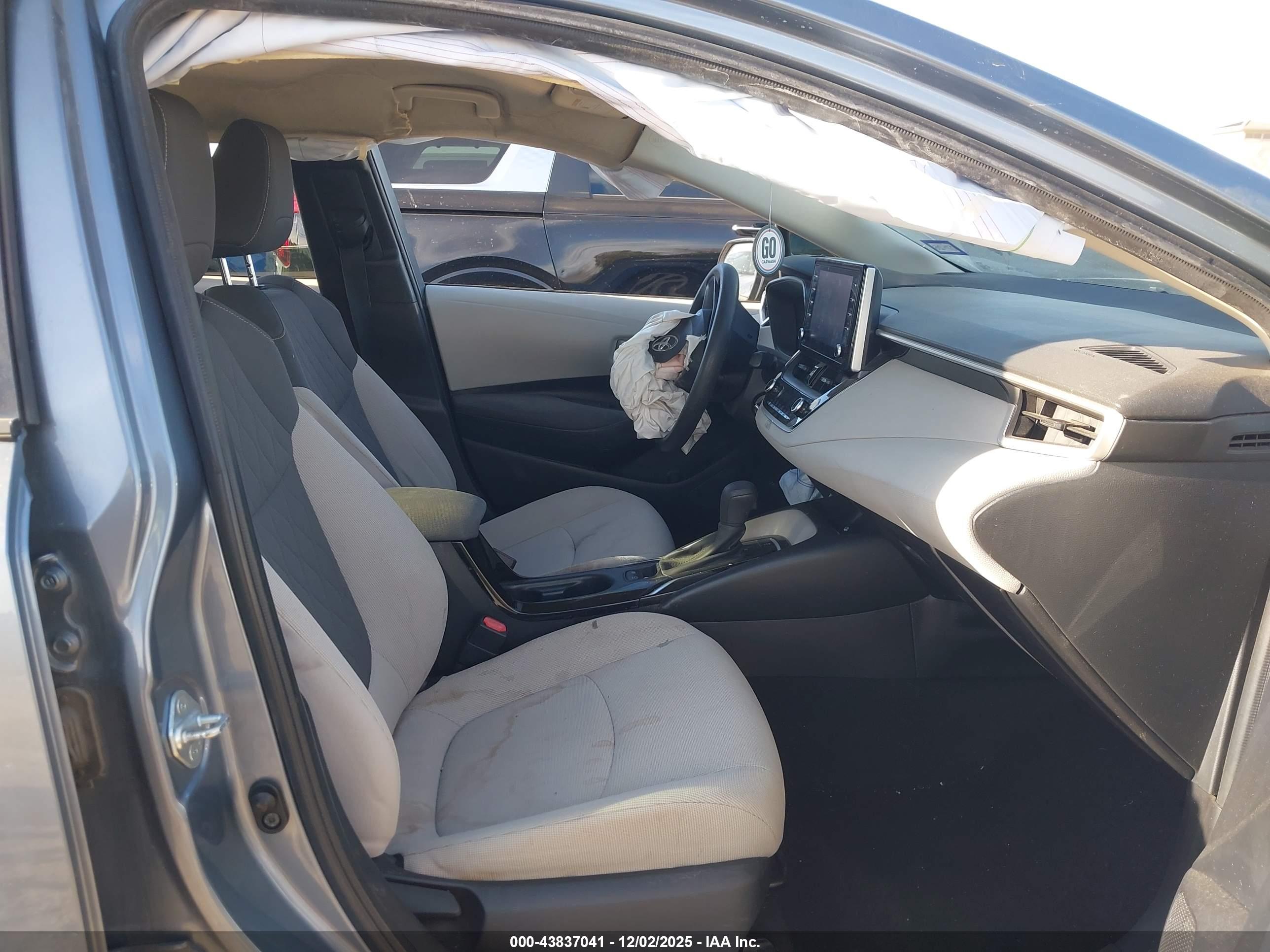 TOYOTA COROLLA image 5