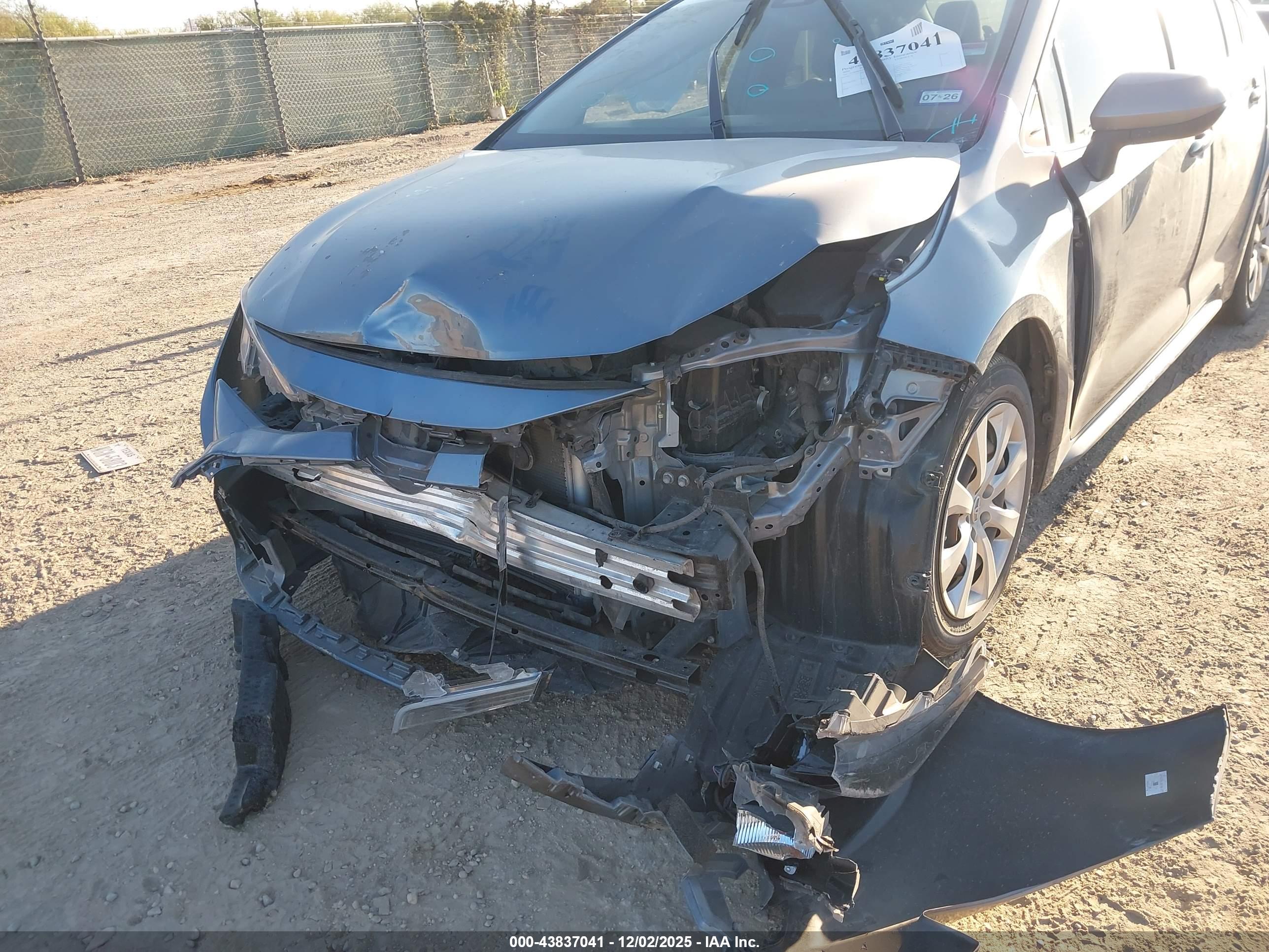 TOYOTA COROLLA image 6