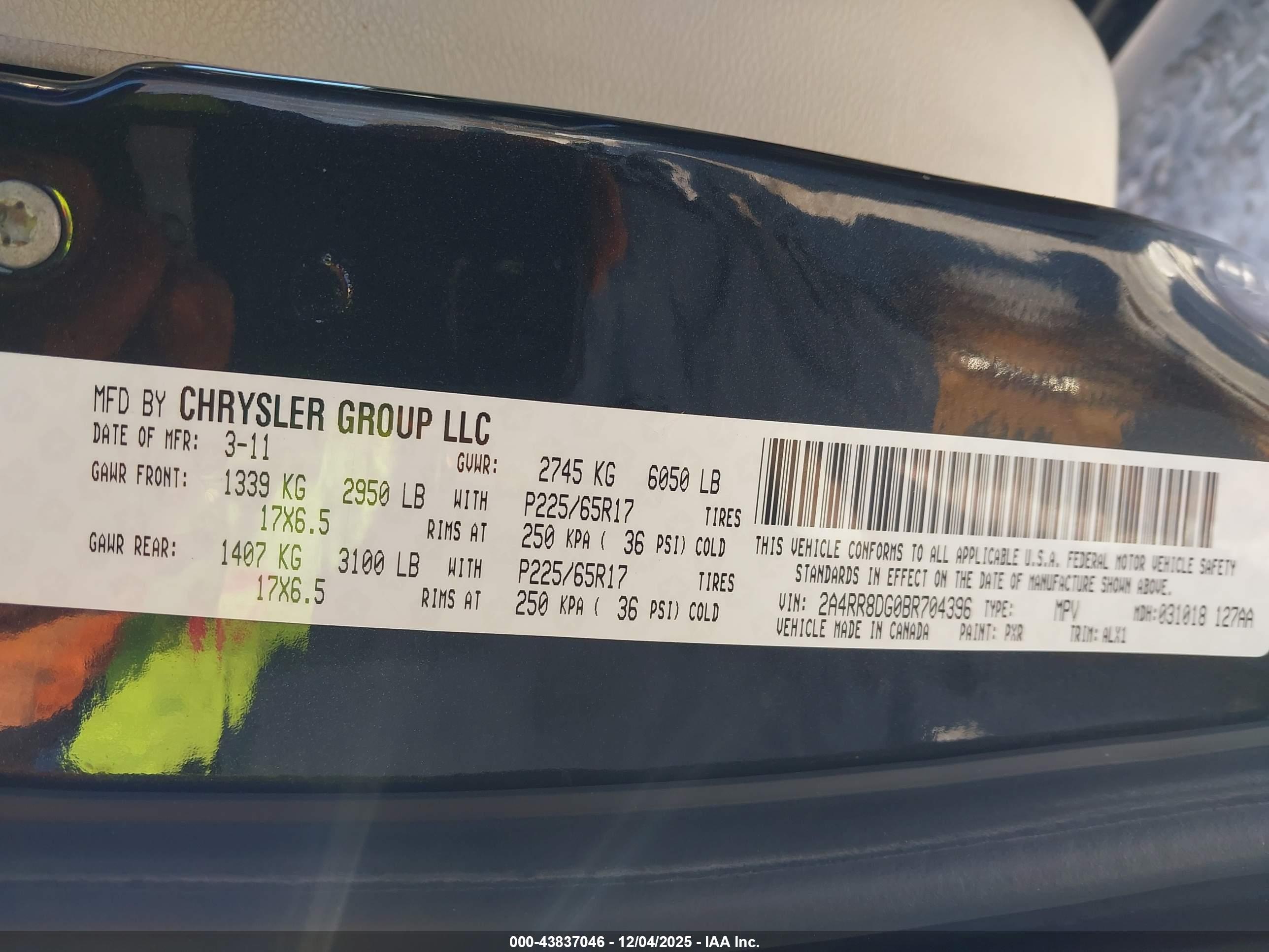 CHRYSLER TOWN image 9