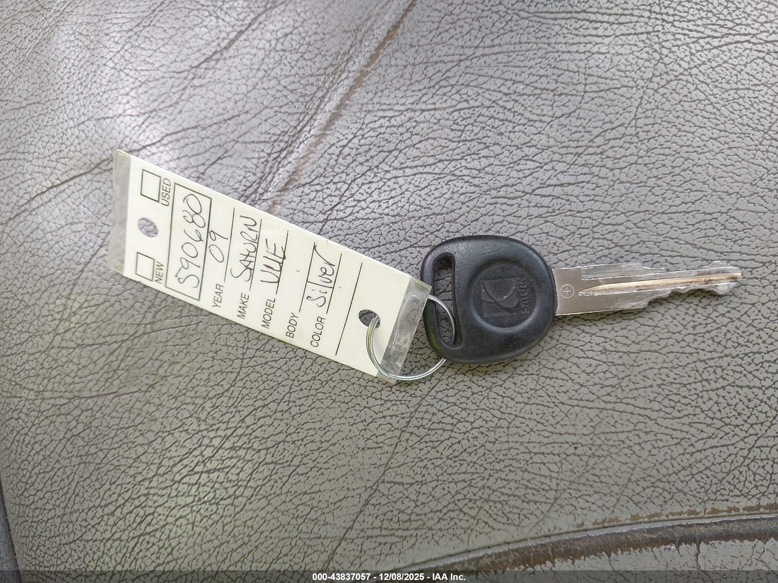 SATURN VUE image 11