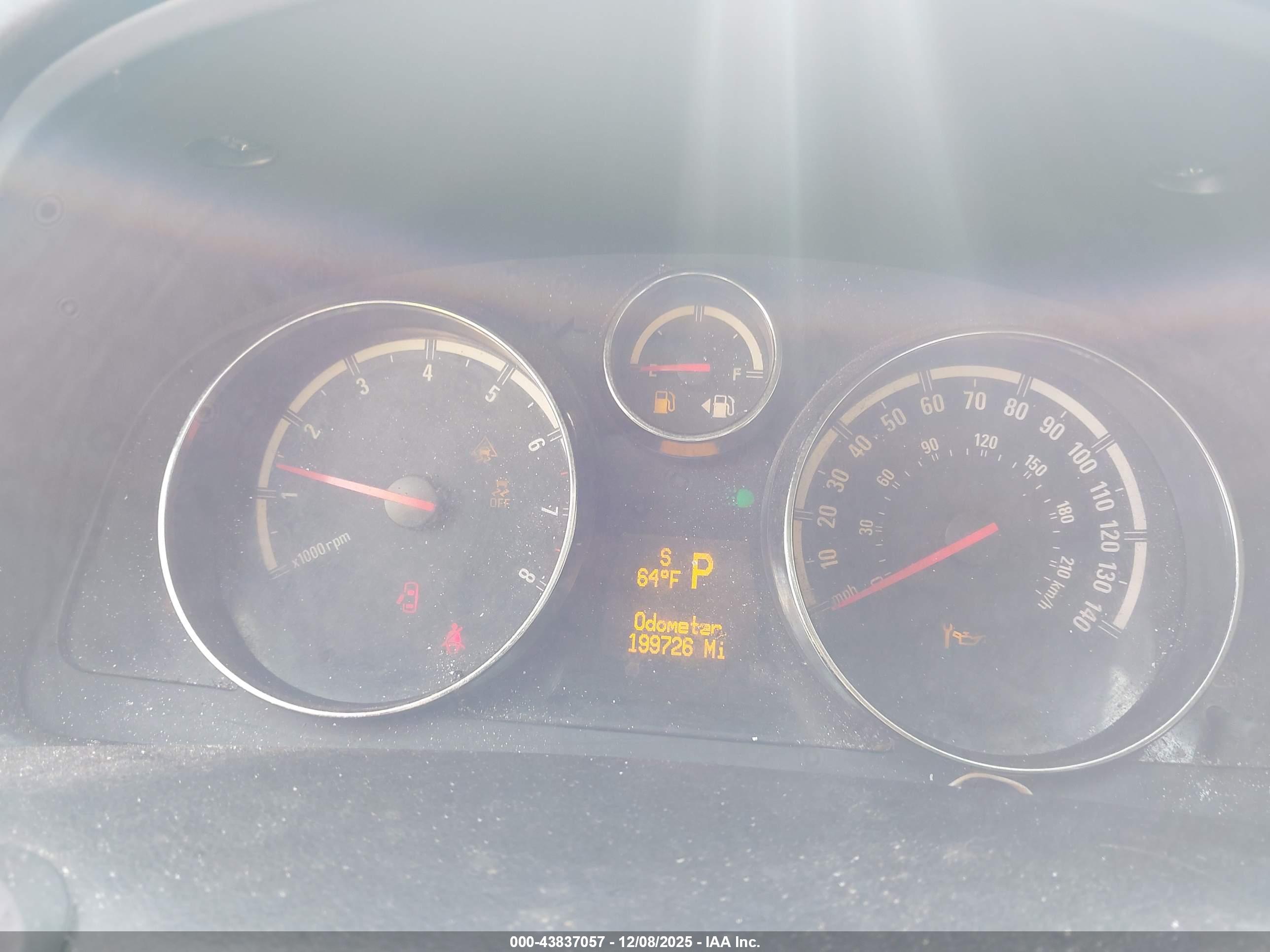 SATURN VUE image 7