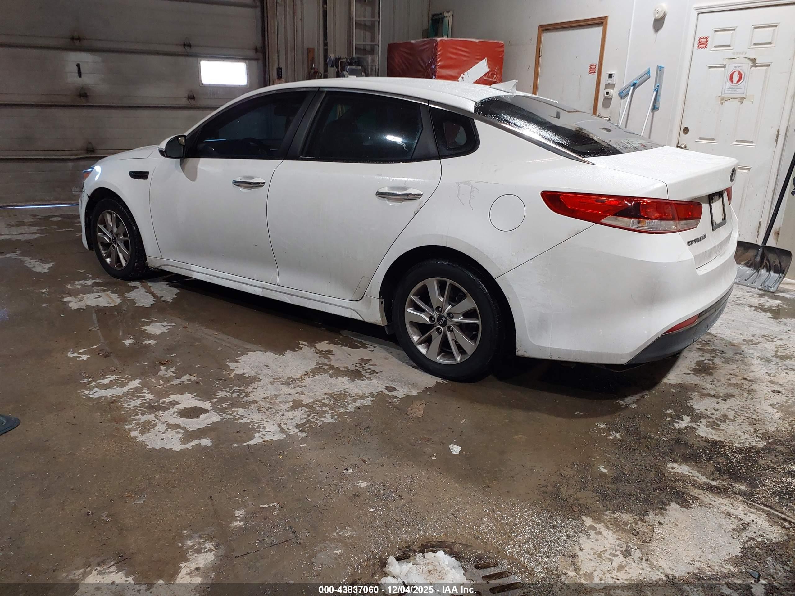KIA OPTIMA image 3