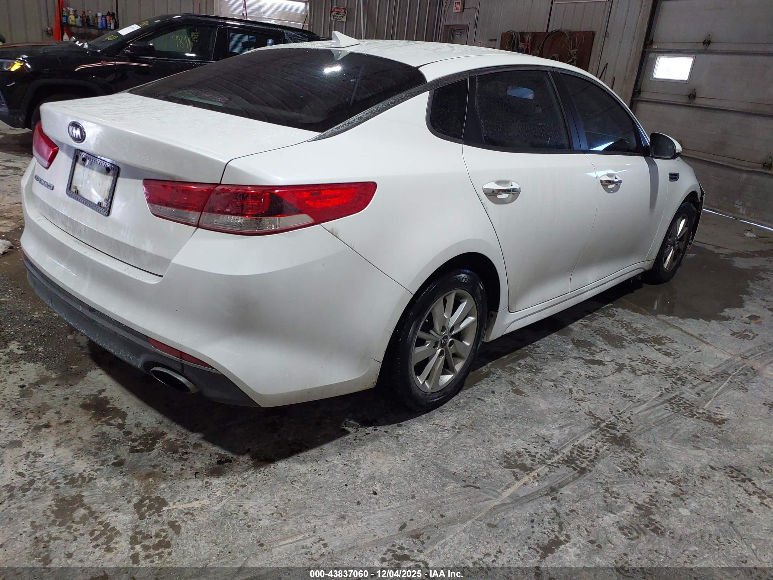 KIA OPTIMA image 4