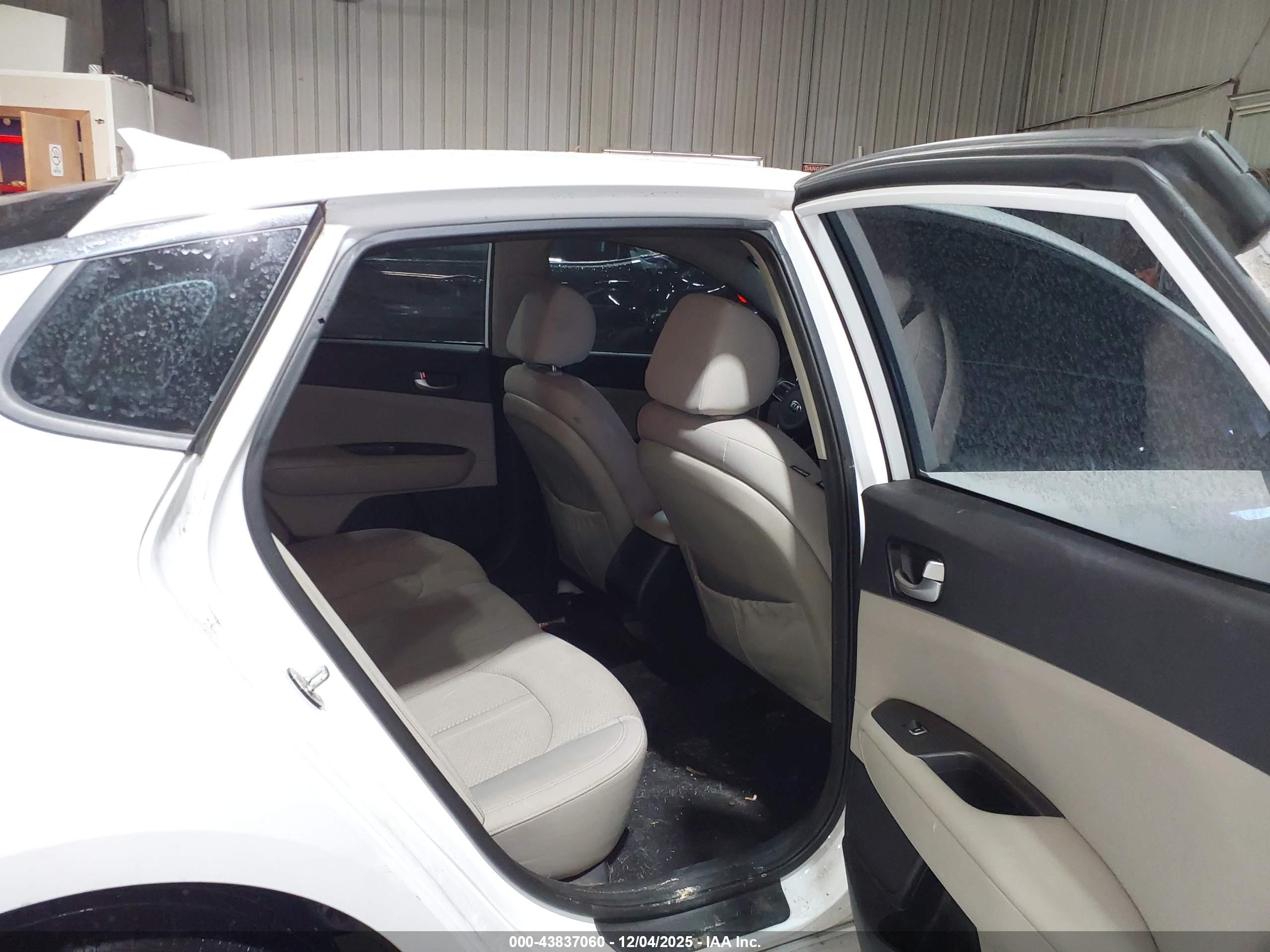 KIA OPTIMA image 8