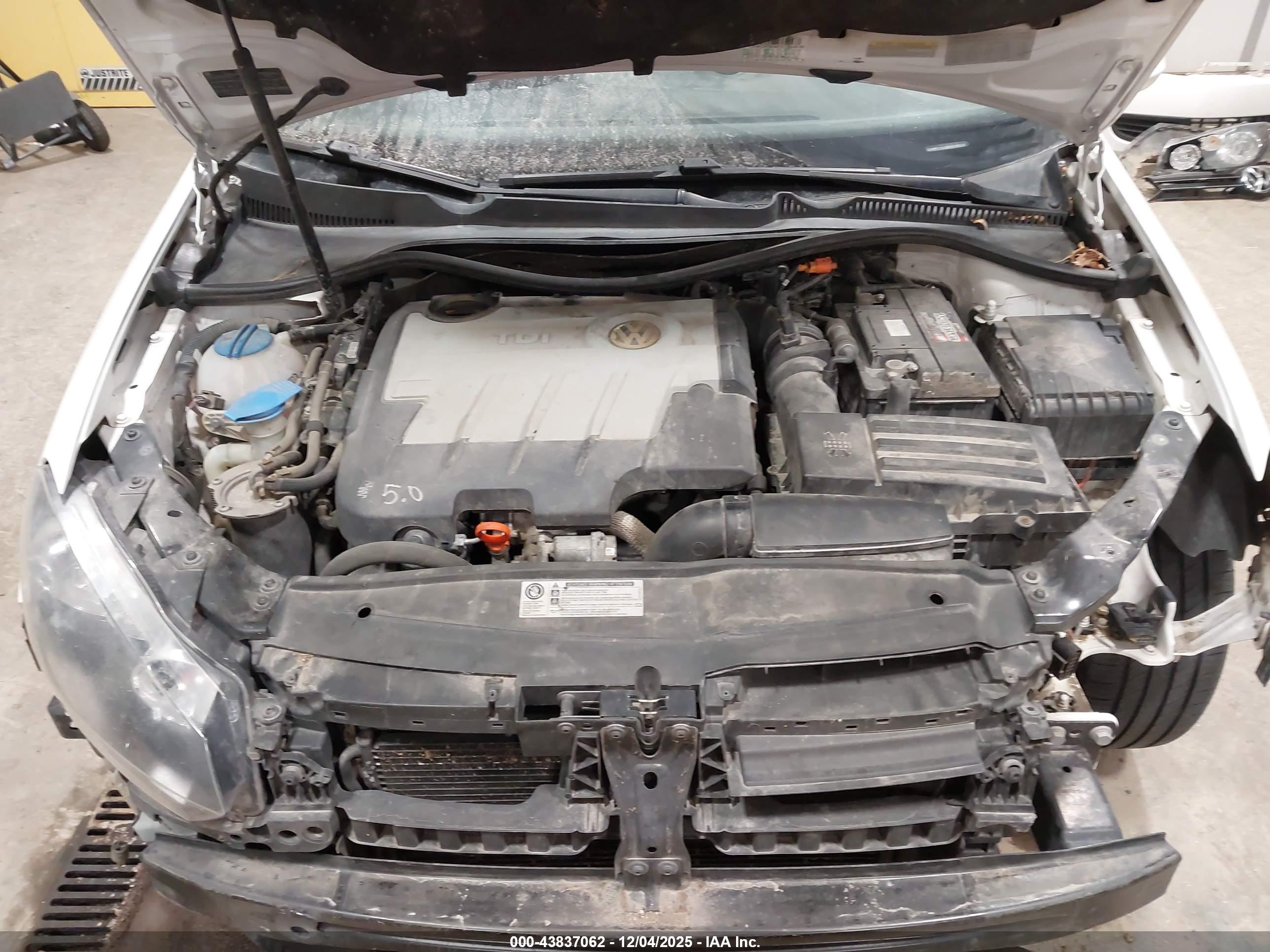 VOLKSWAGEN JETTA image 10