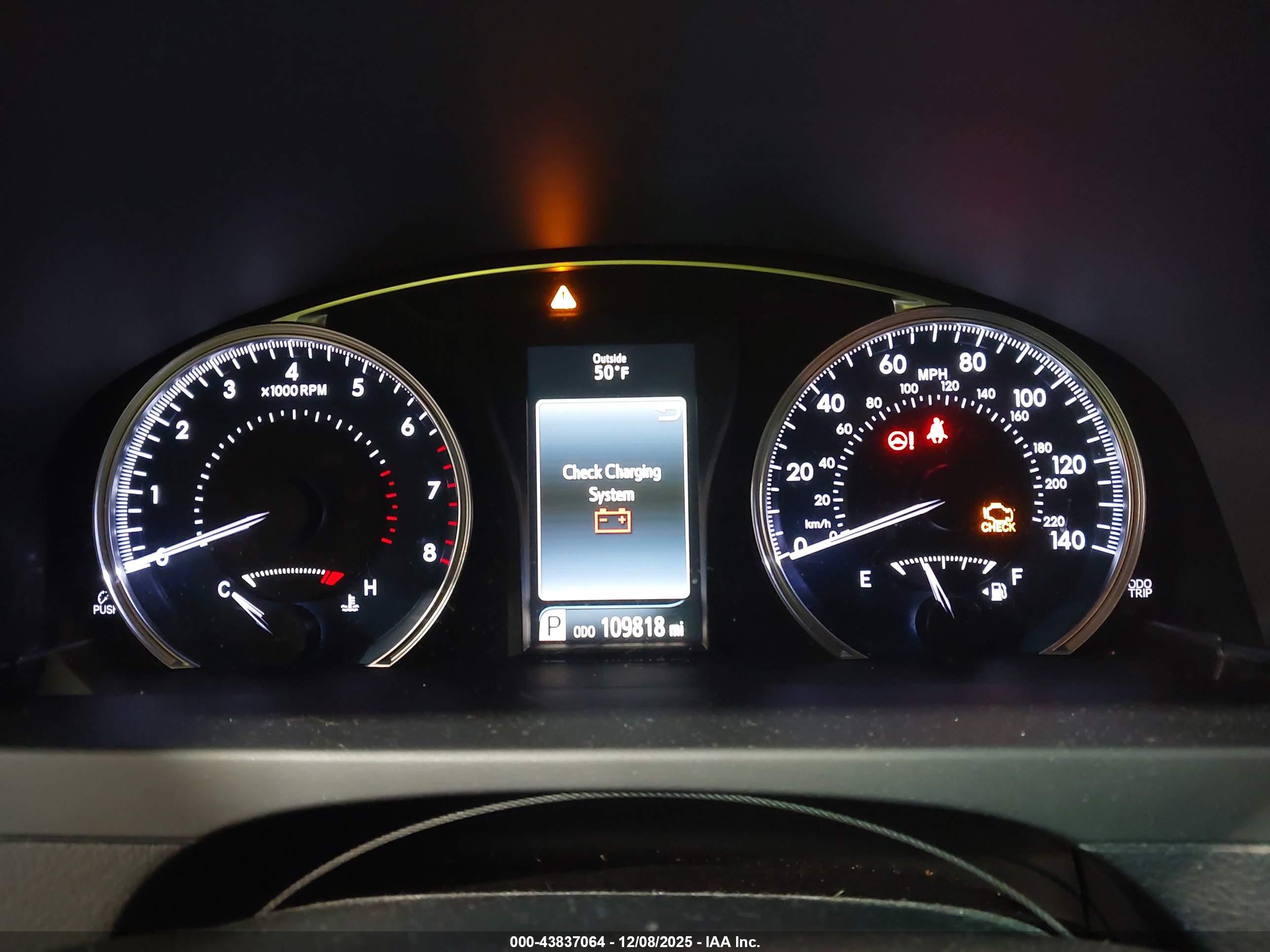 TOYOTA CAMRY image 7