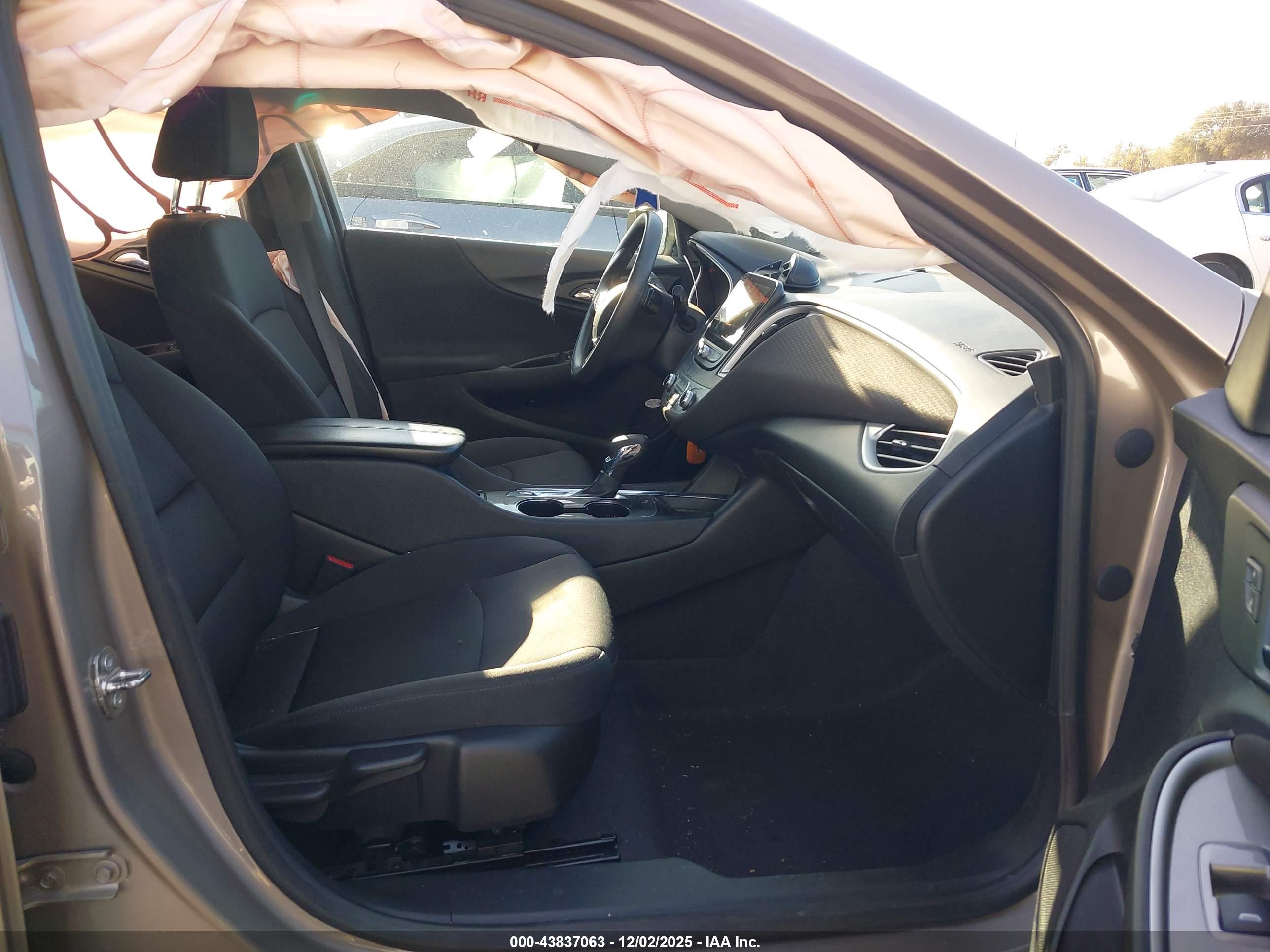 CHEVROLET MALIBU image 5