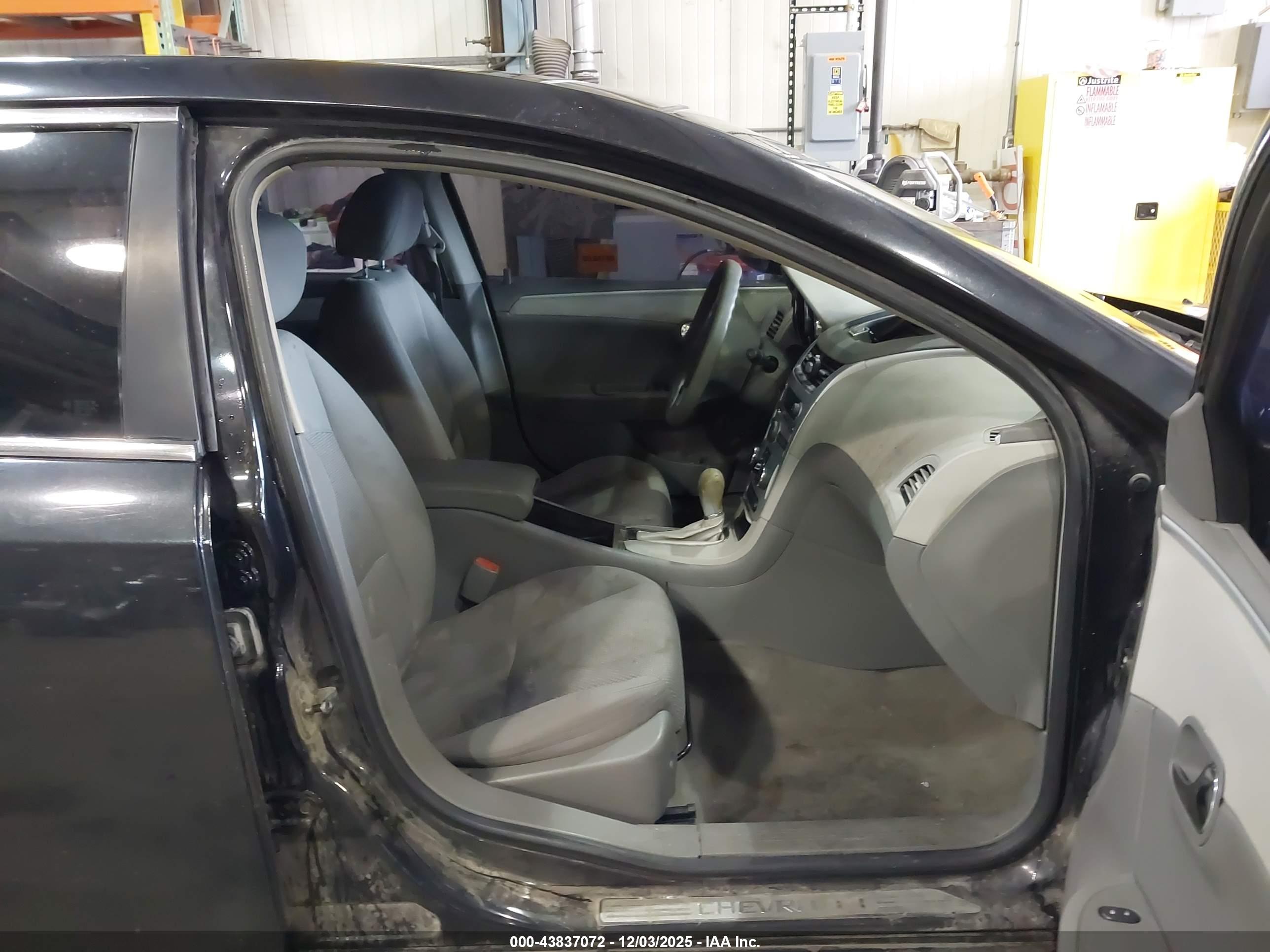 CHEVROLET MALIBU image 5