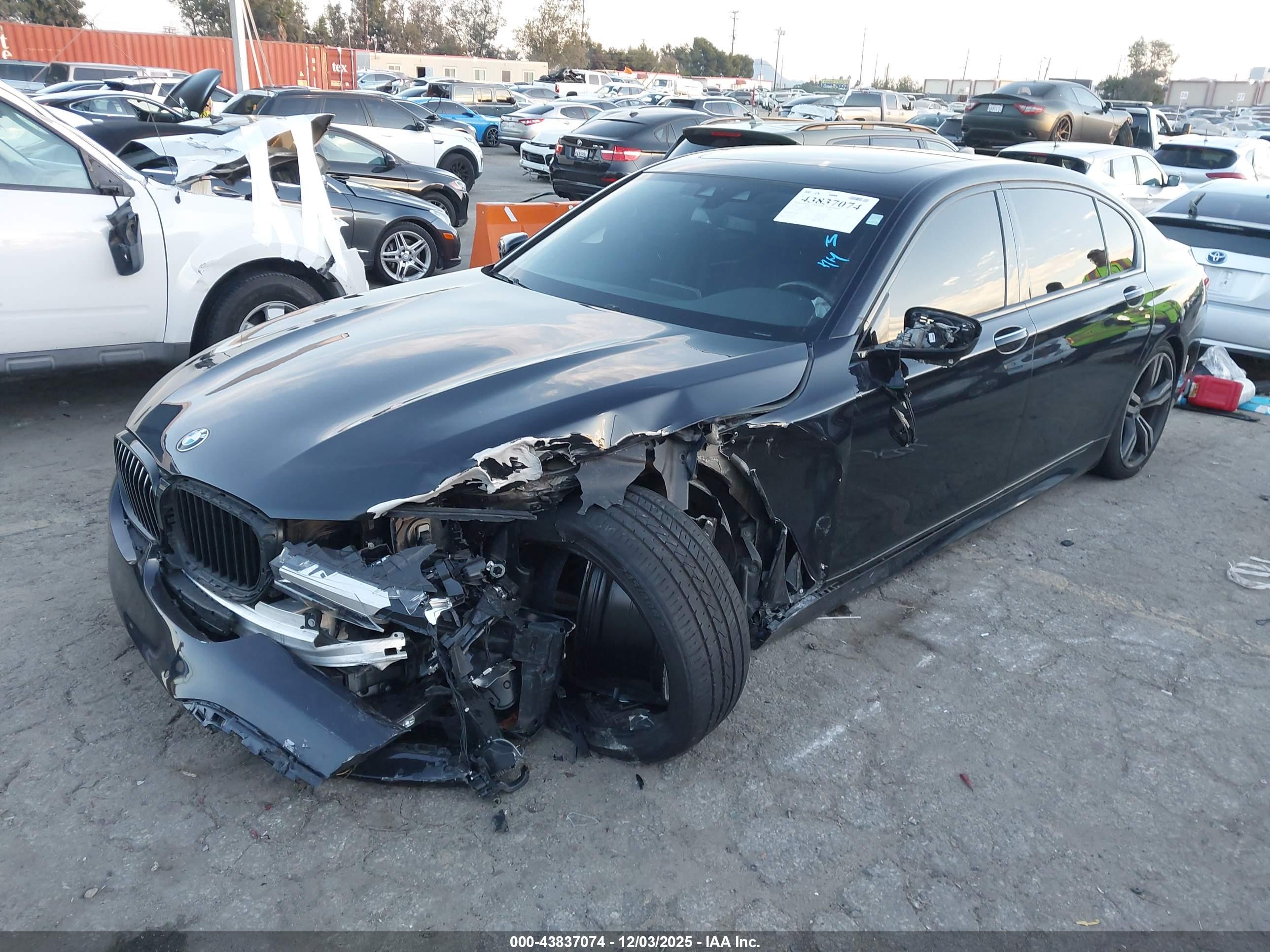 BMW 740I image 2