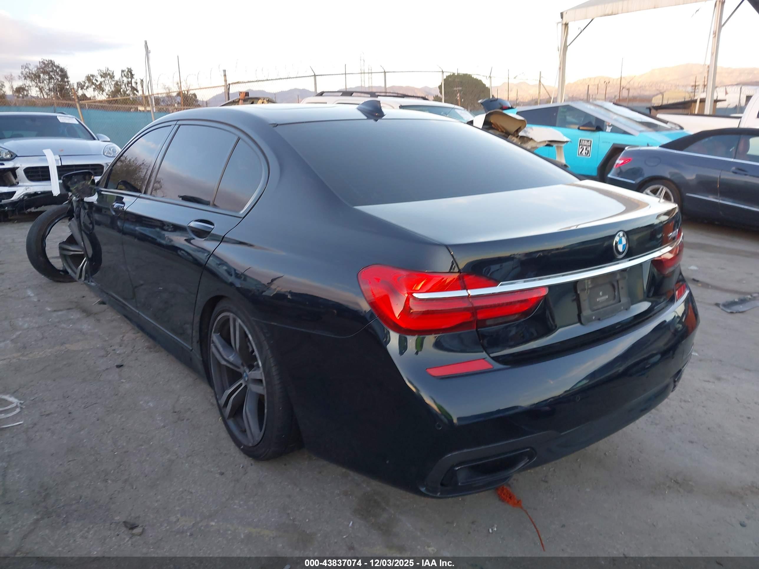 BMW 740I image 3