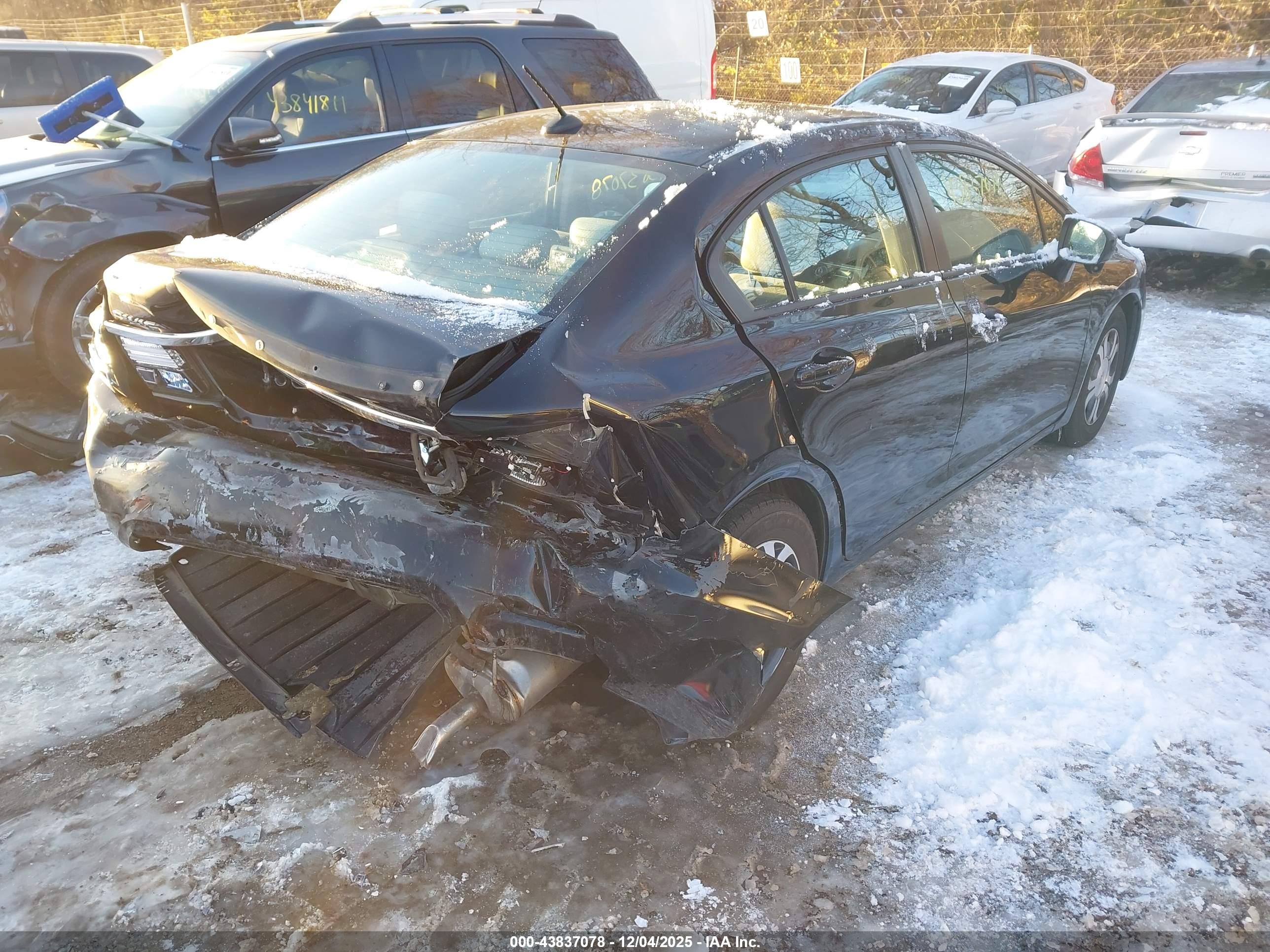 HONDA CIVIC image 4