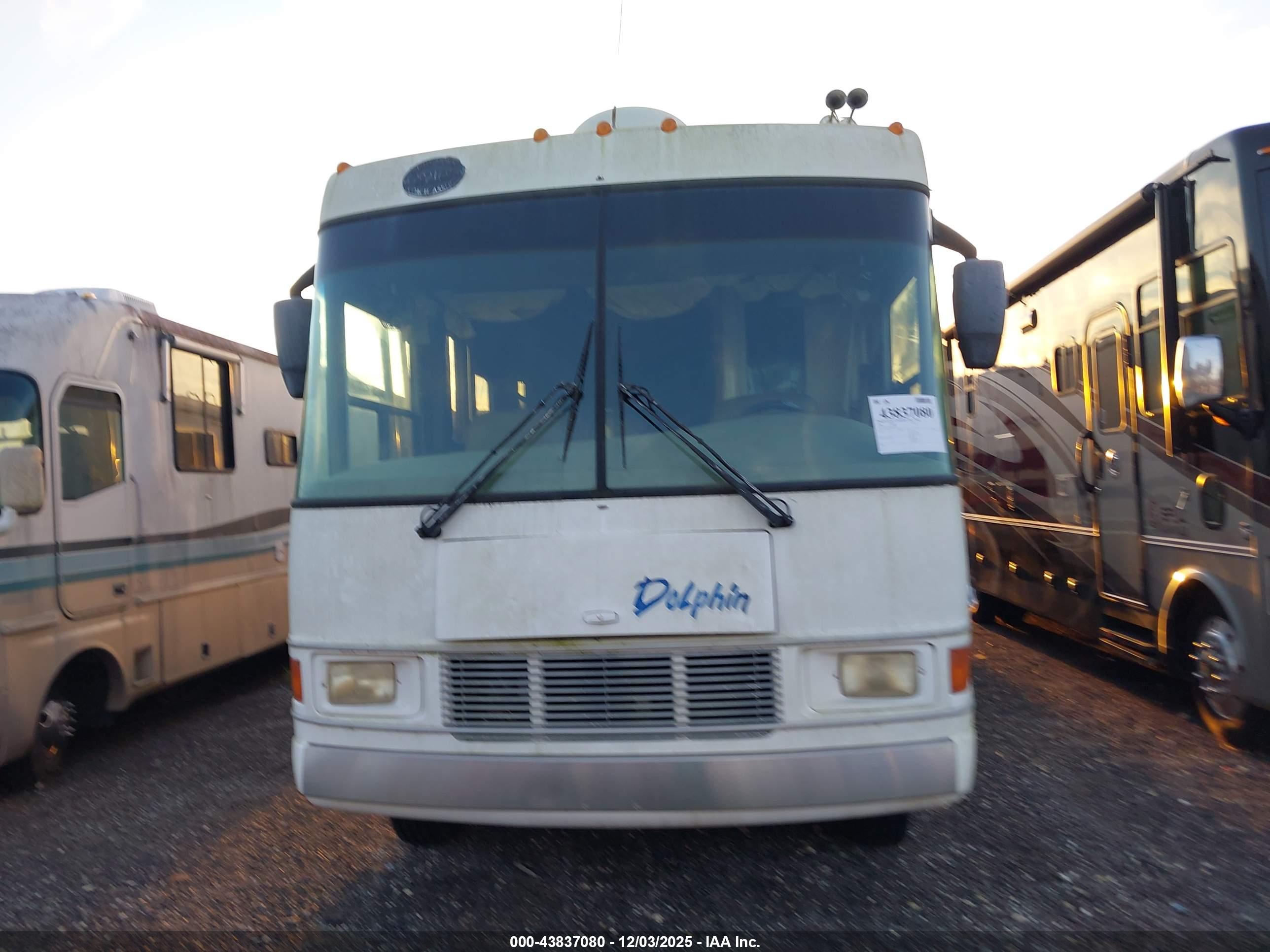 FORD F550 image 6