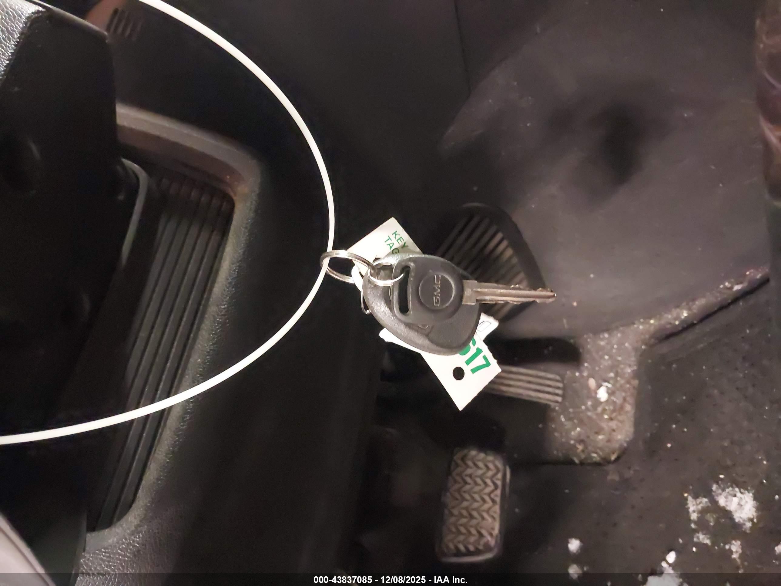 GMC ACADIA image 11