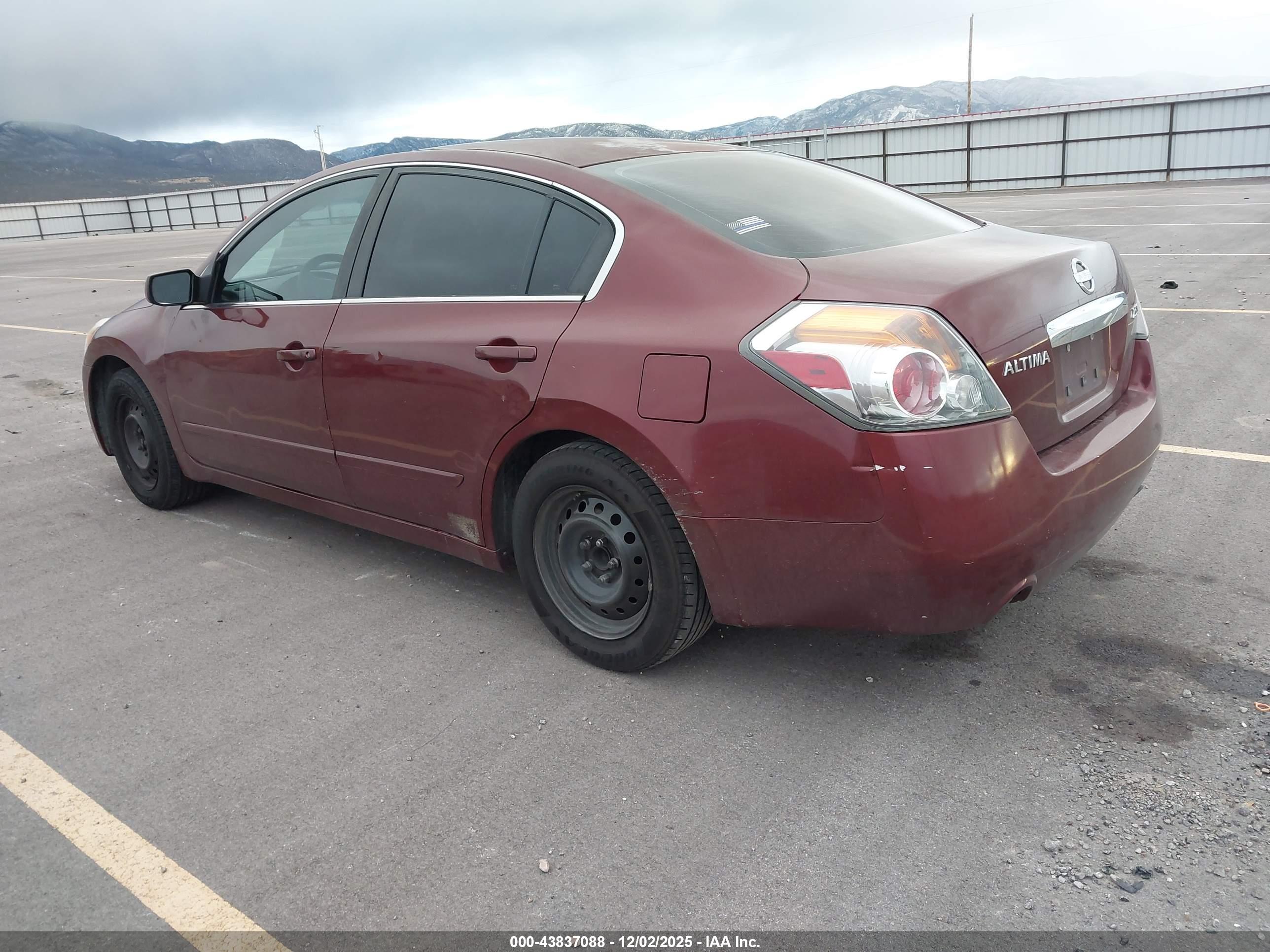 NISSAN ALTIMA image 3