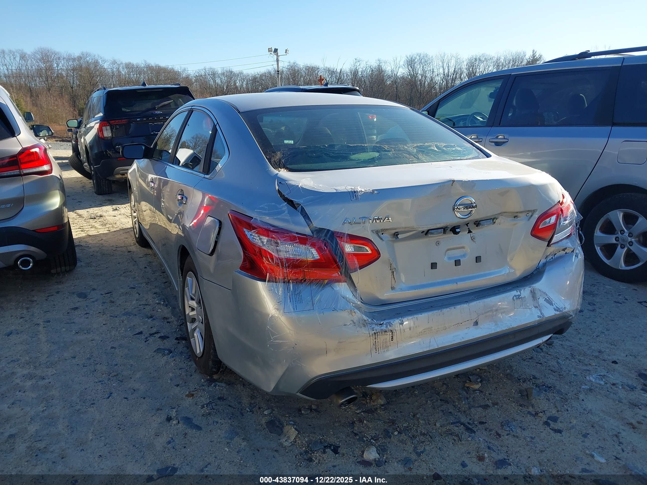 NISSAN ALTIMA image 3