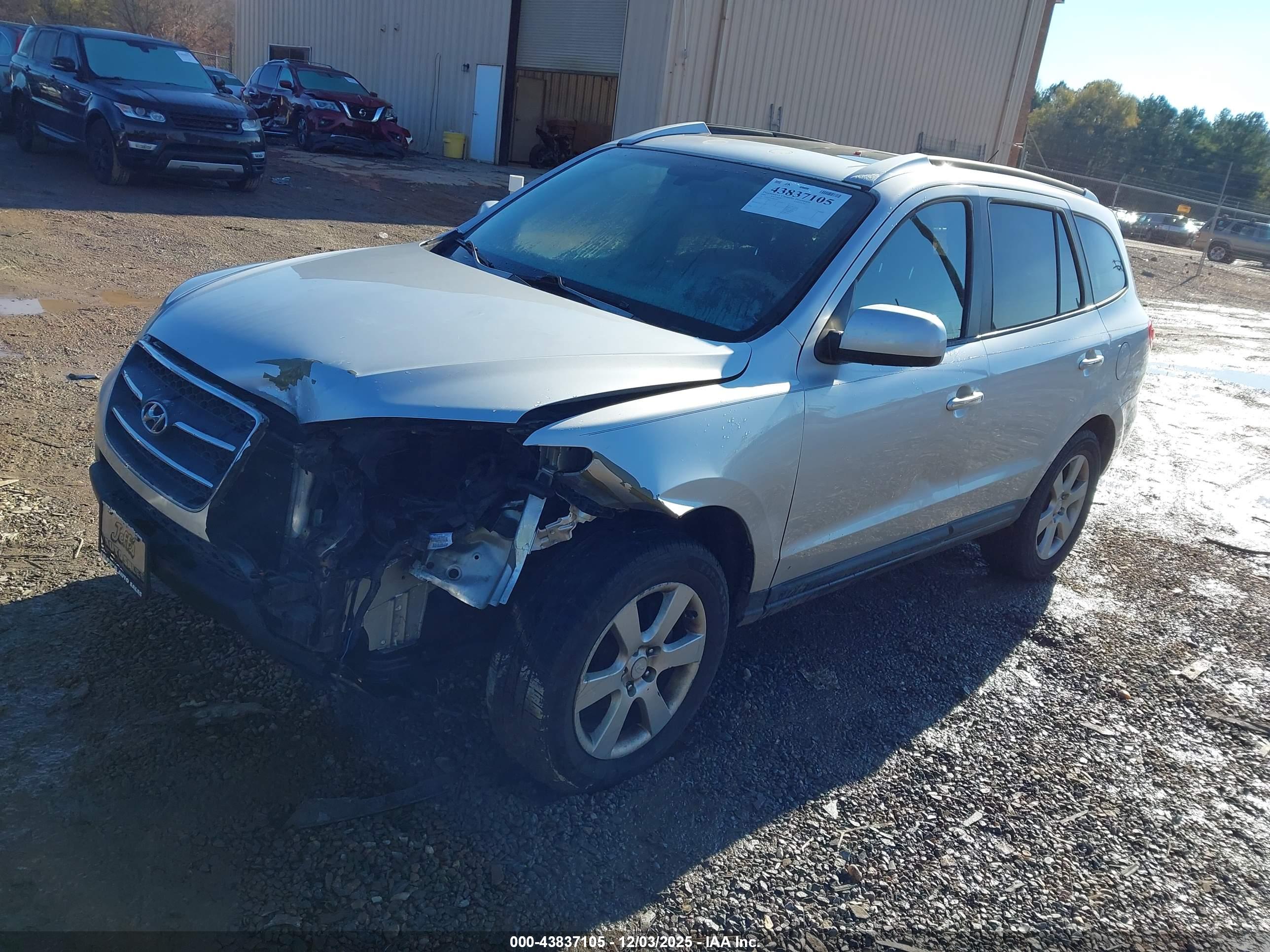 HYUNDAI SANTA image 2