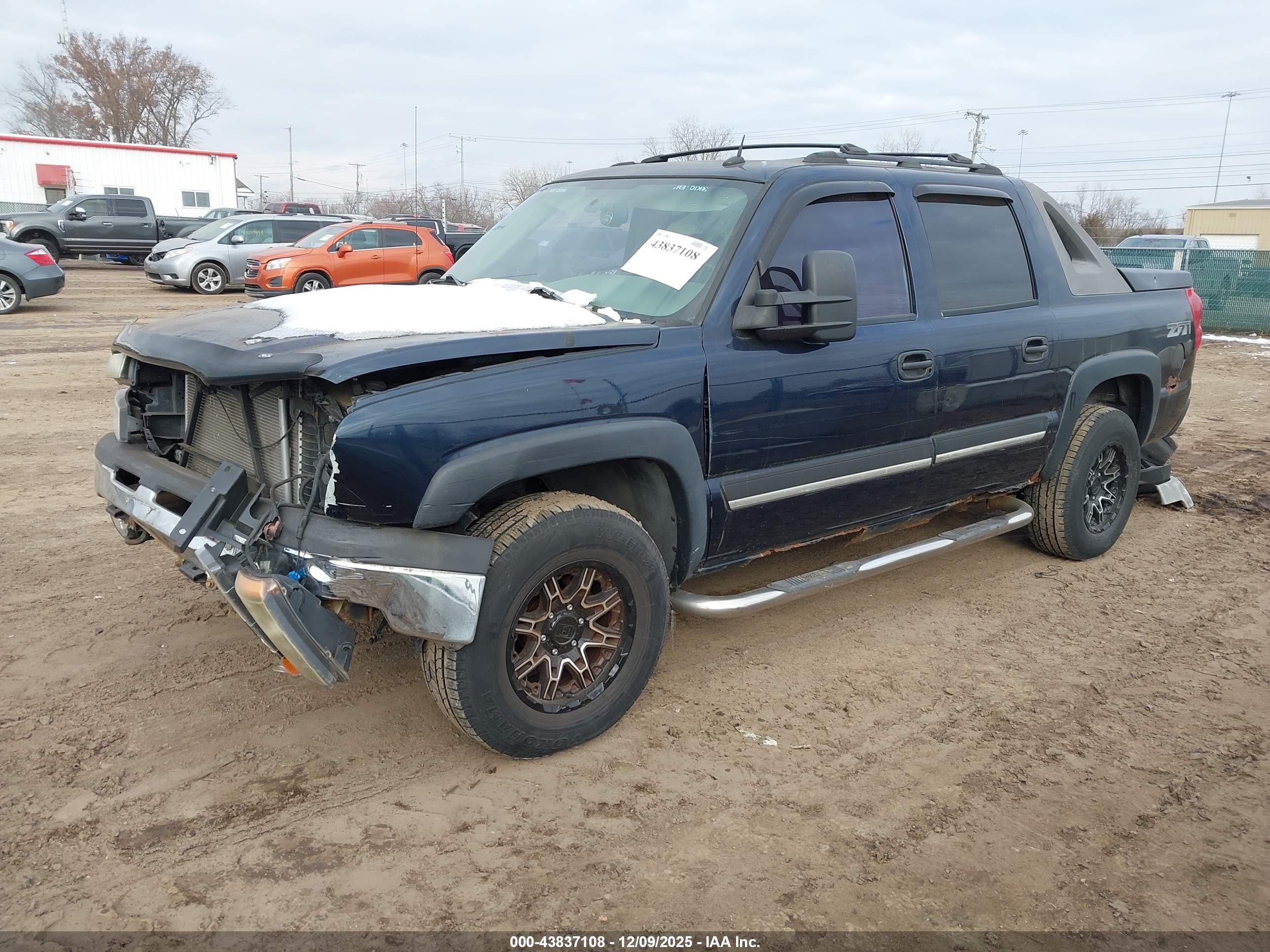 CHEVROLET AVALANCHE image 2