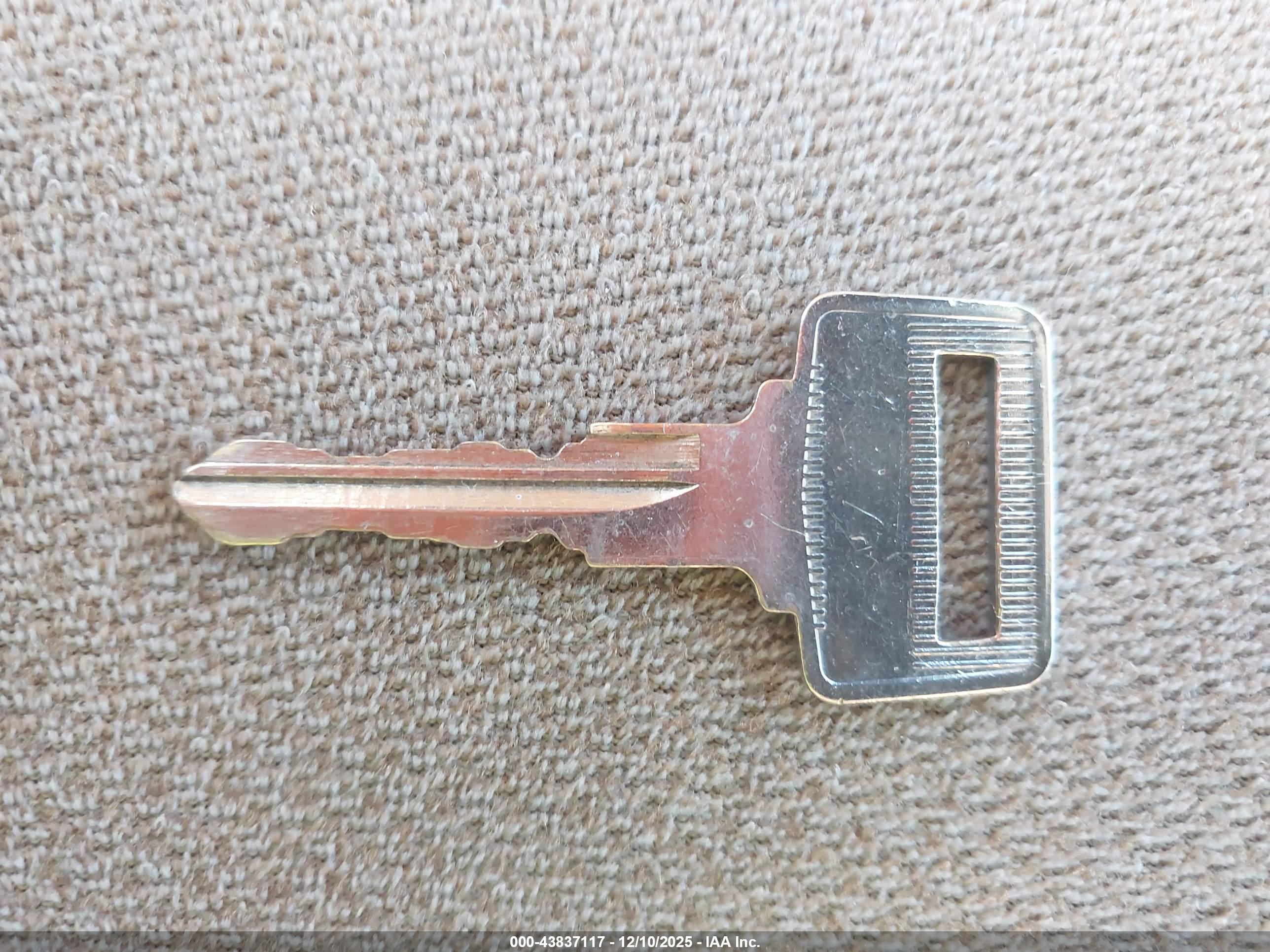 VOLVO 940 image 11