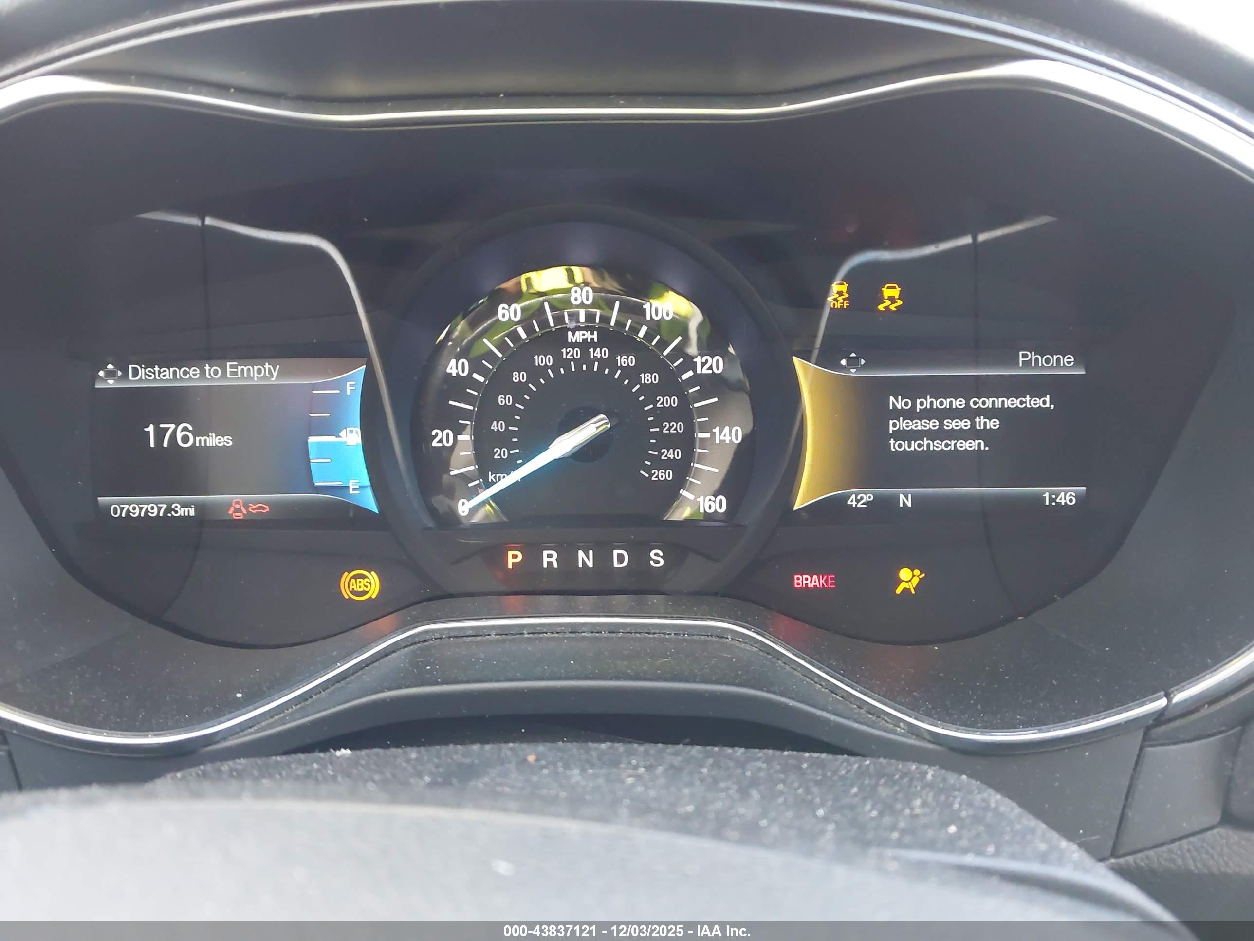 FORD FUSION image 7