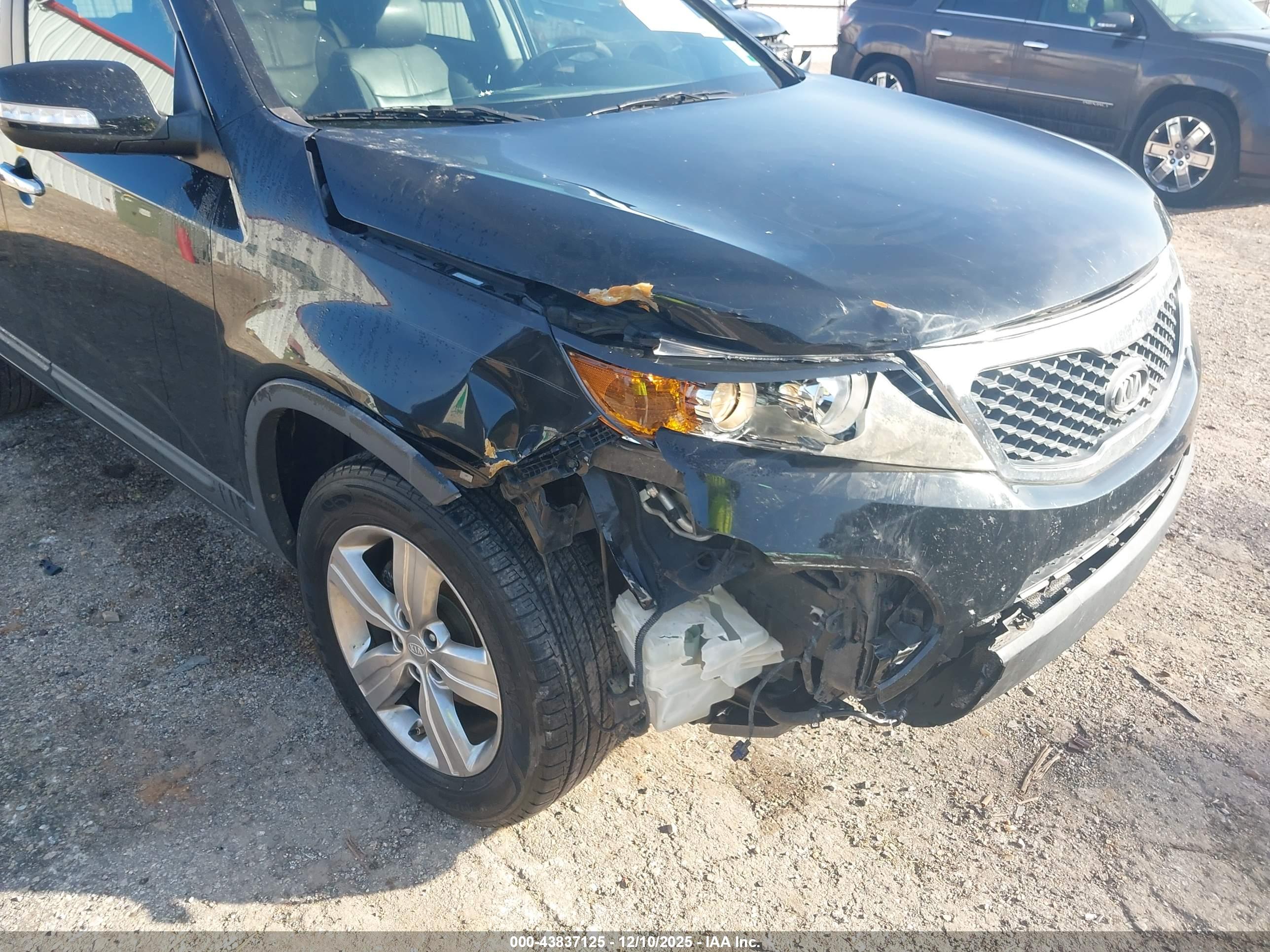 KIA SORENTO image 6