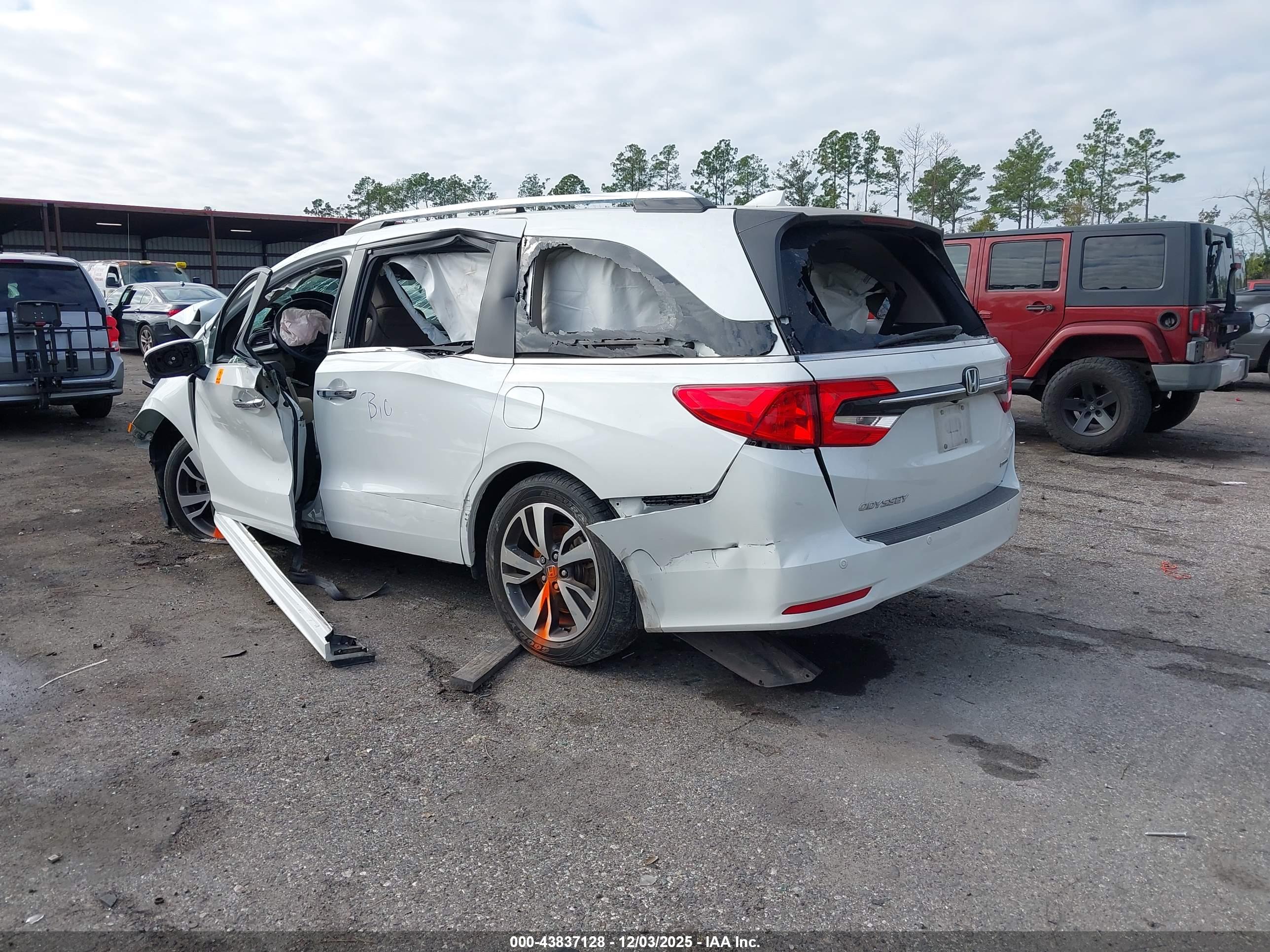 HONDA ODYSSEY image 3