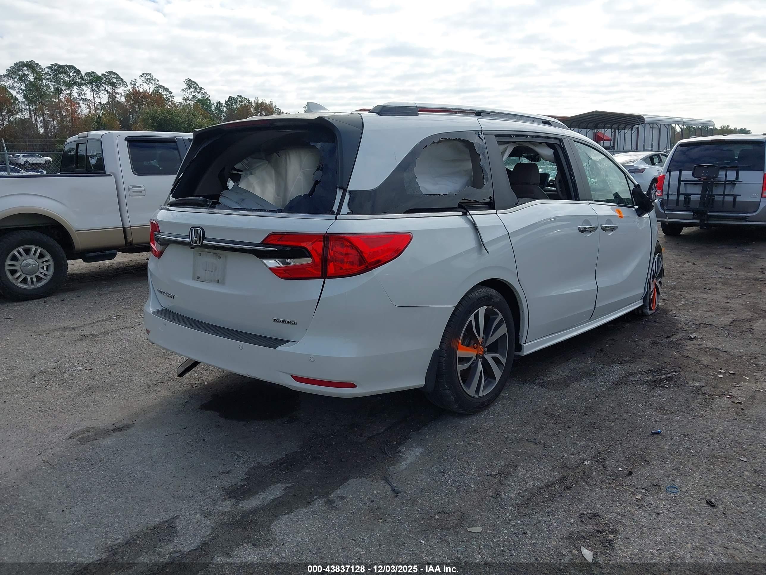 HONDA ODYSSEY image 4