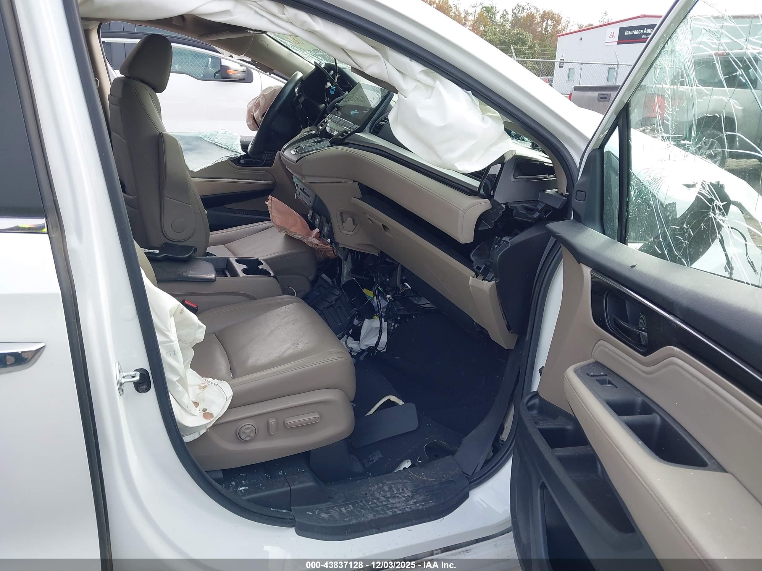 HONDA ODYSSEY image 5