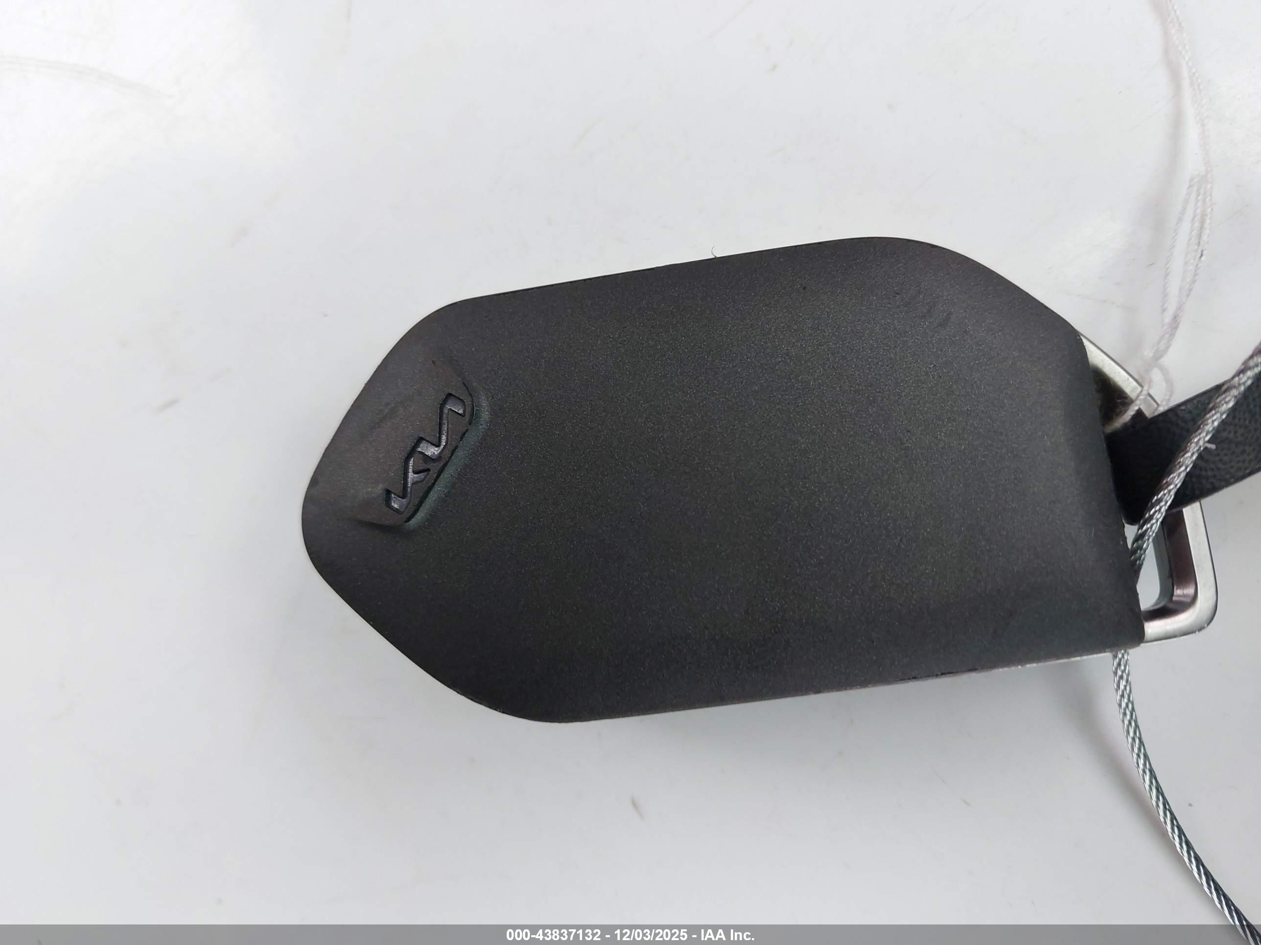 KIA K4 image 11
