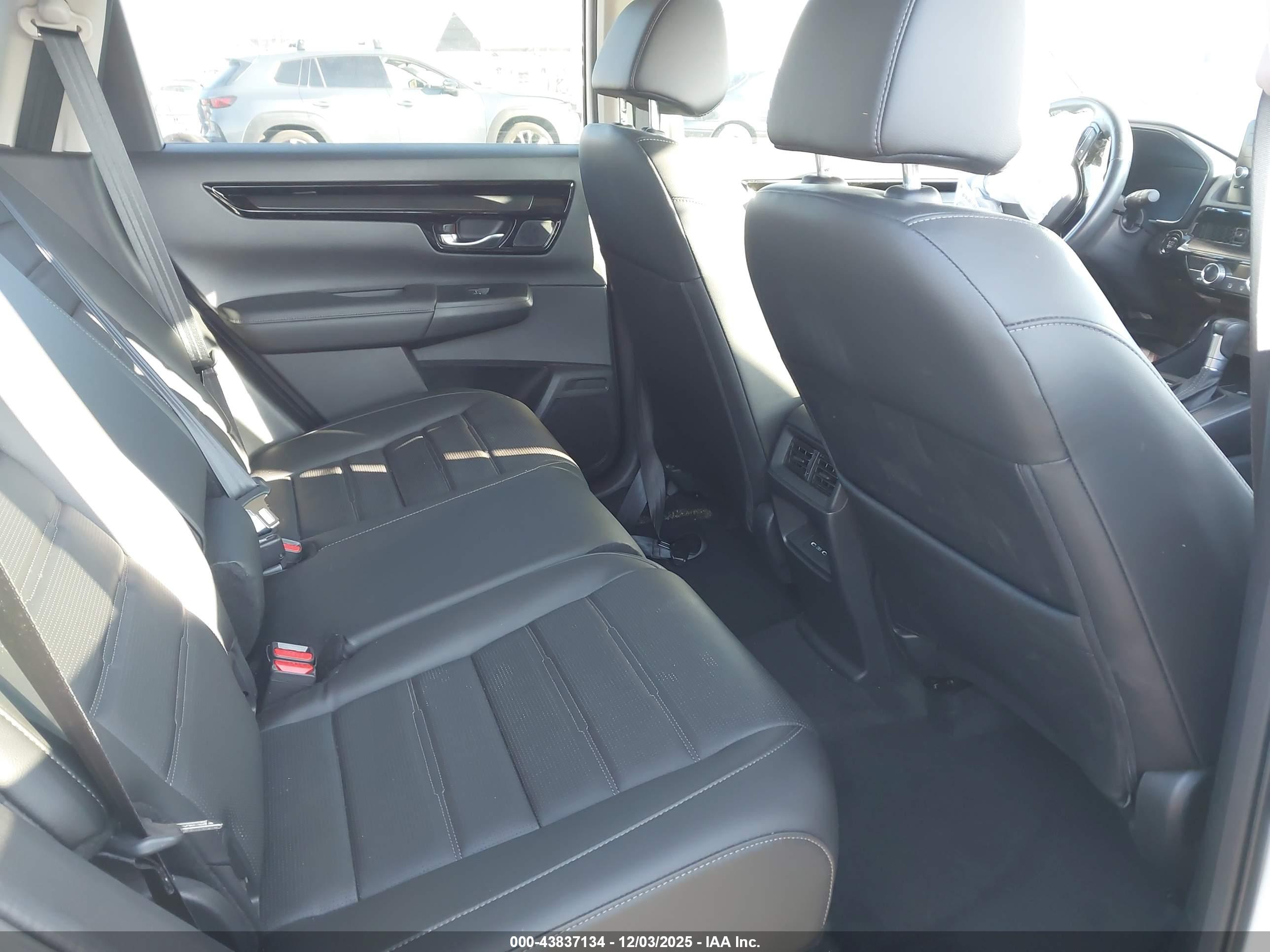 HONDA CR-V image 8