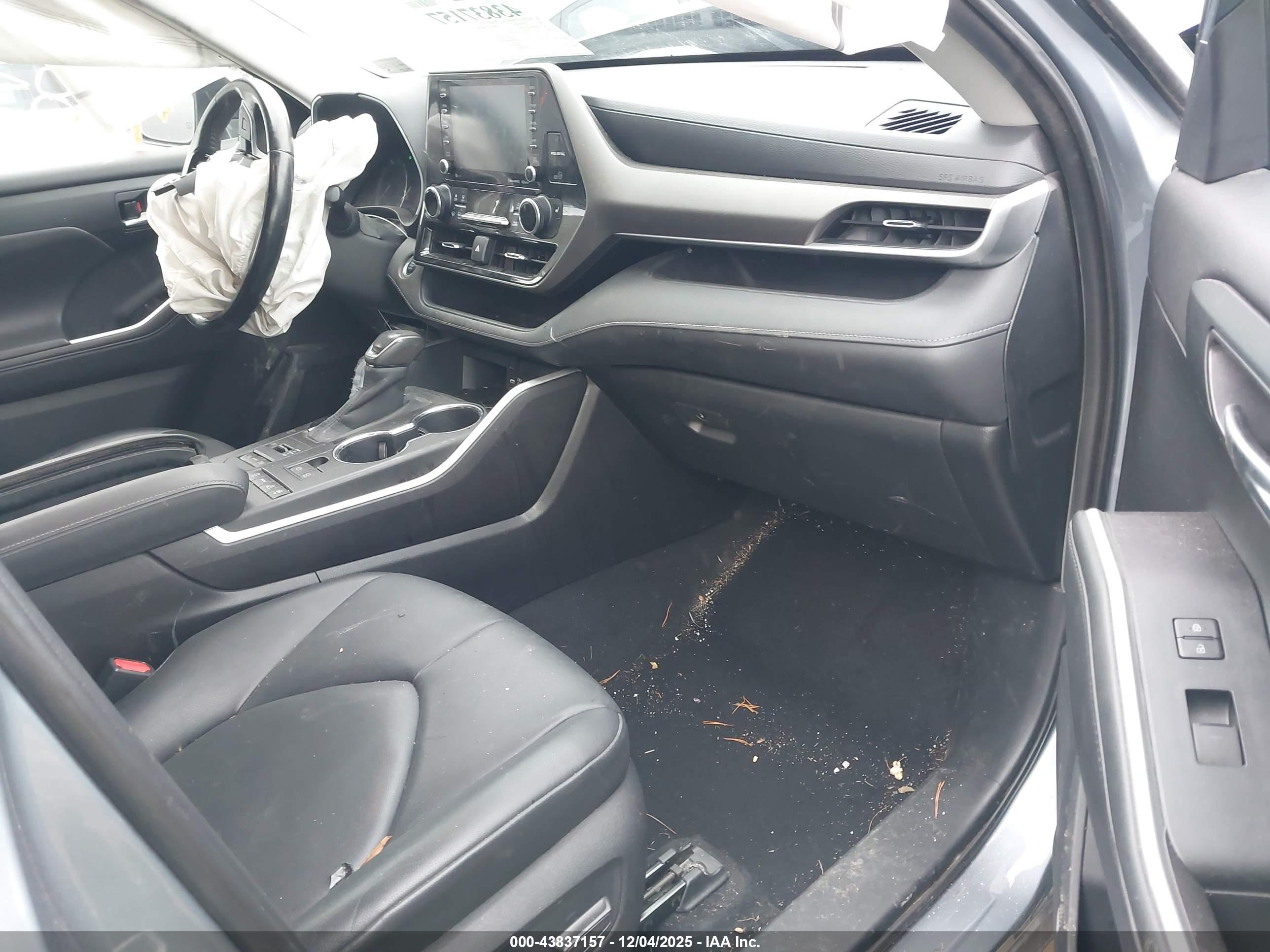 TOYOTA HIGHLANDER image 5