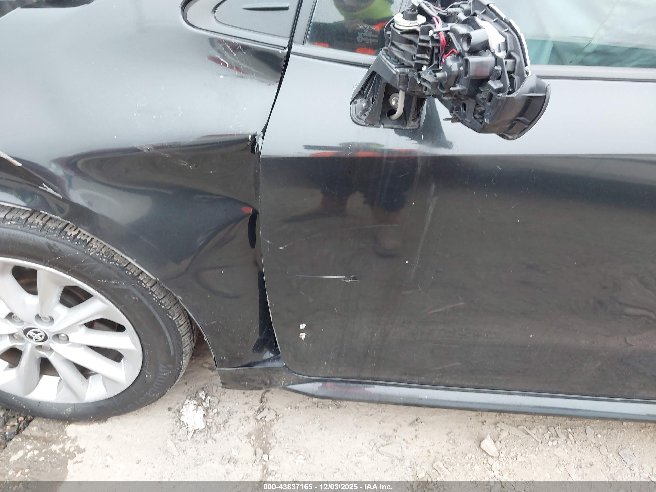 TOYOTA COROLLA image 6