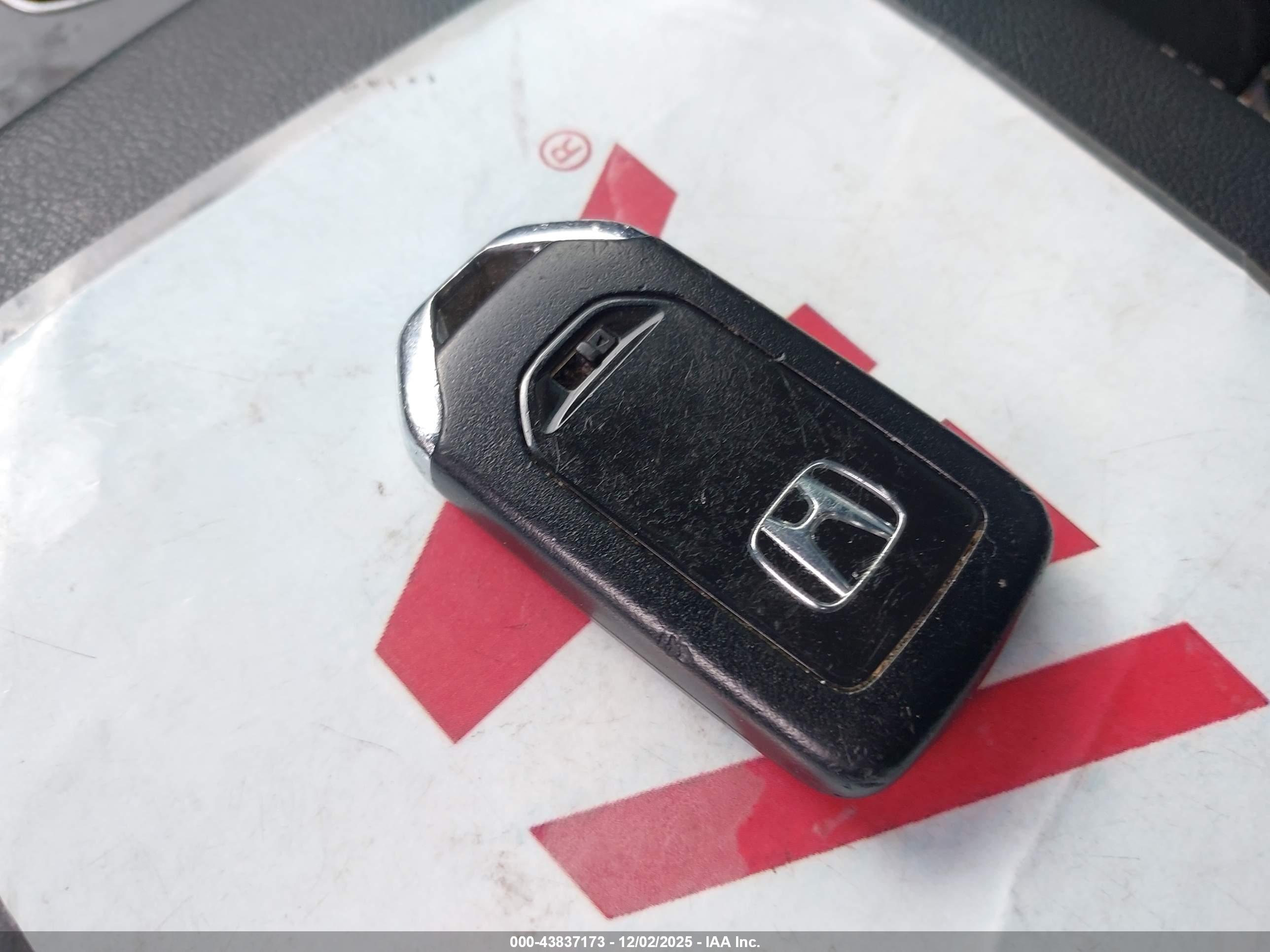 HONDA ACCORD image 11