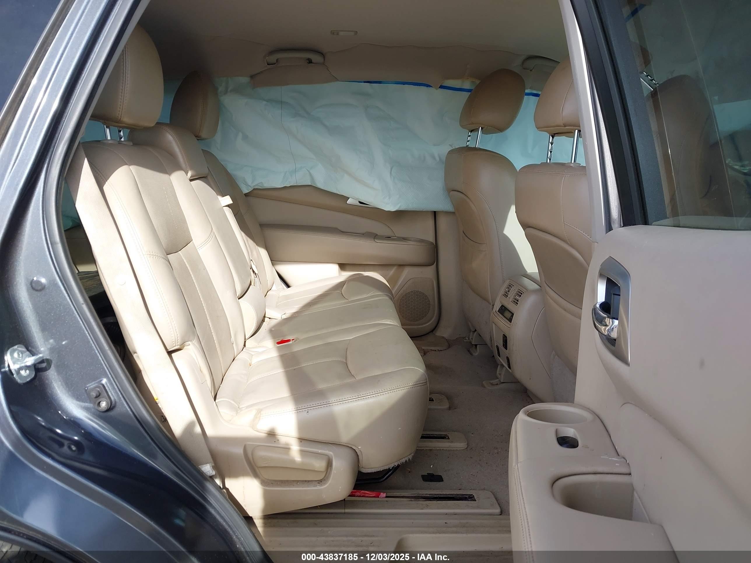 NISSAN PATHFINDER image 8