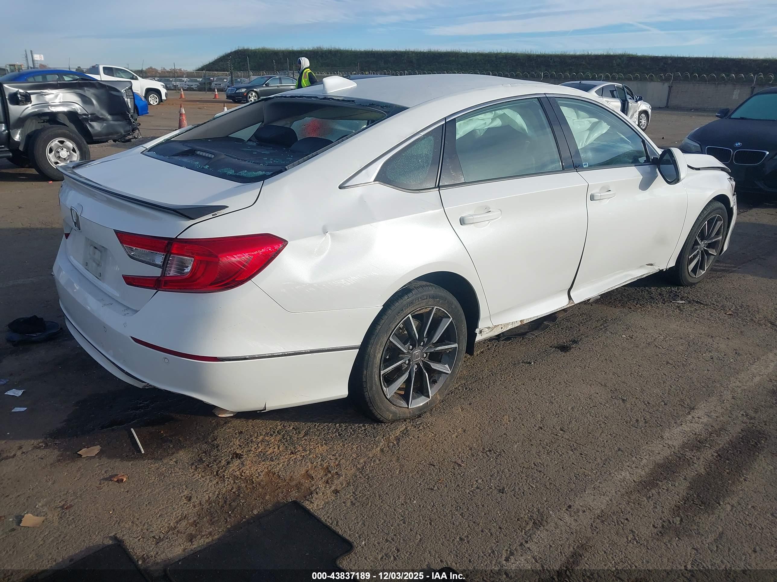 HONDA ACCORD image 4