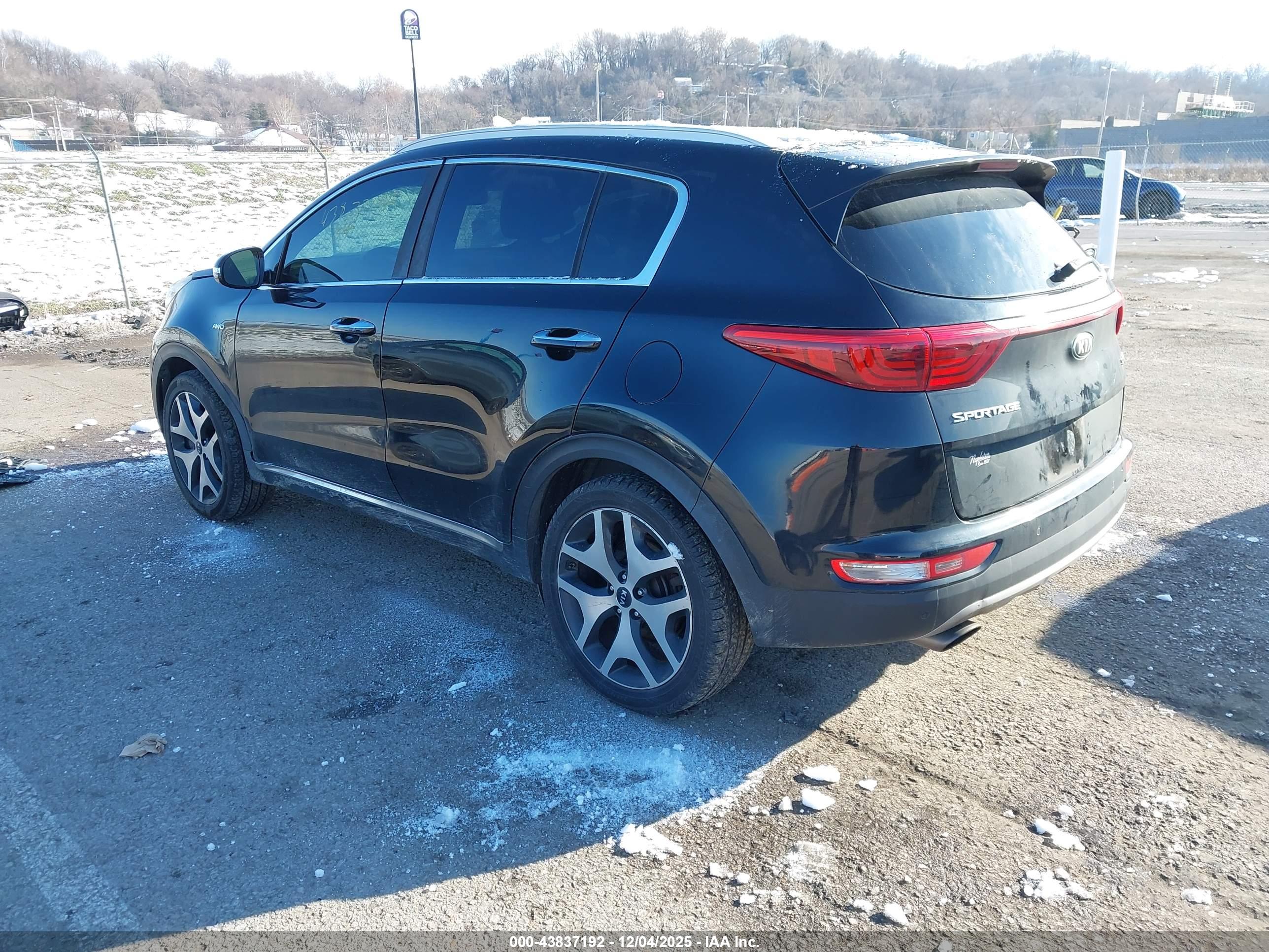 KIA SPORTAGE image 3