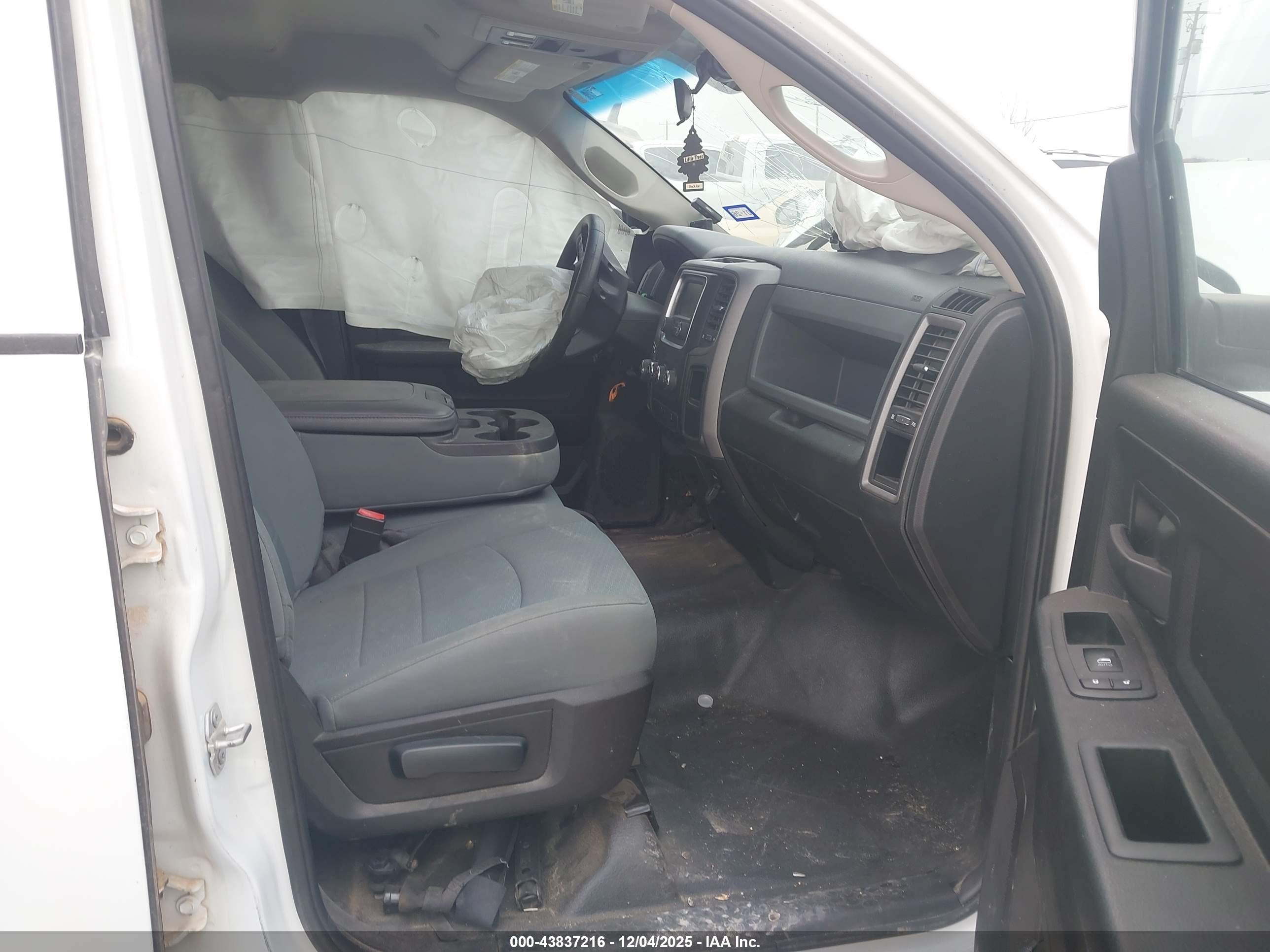 RAM 1500 image 5