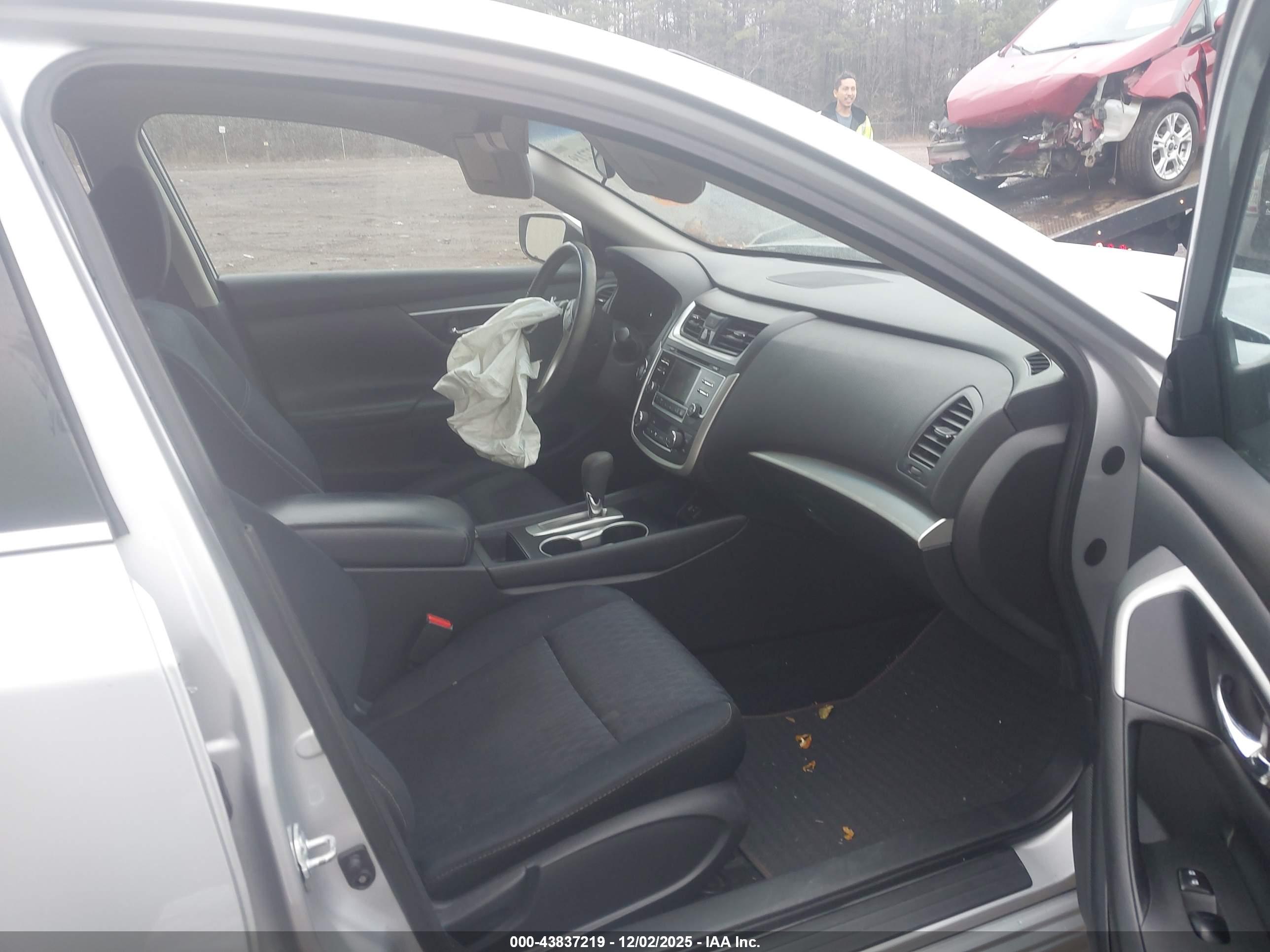 NISSAN ALTIMA image 5