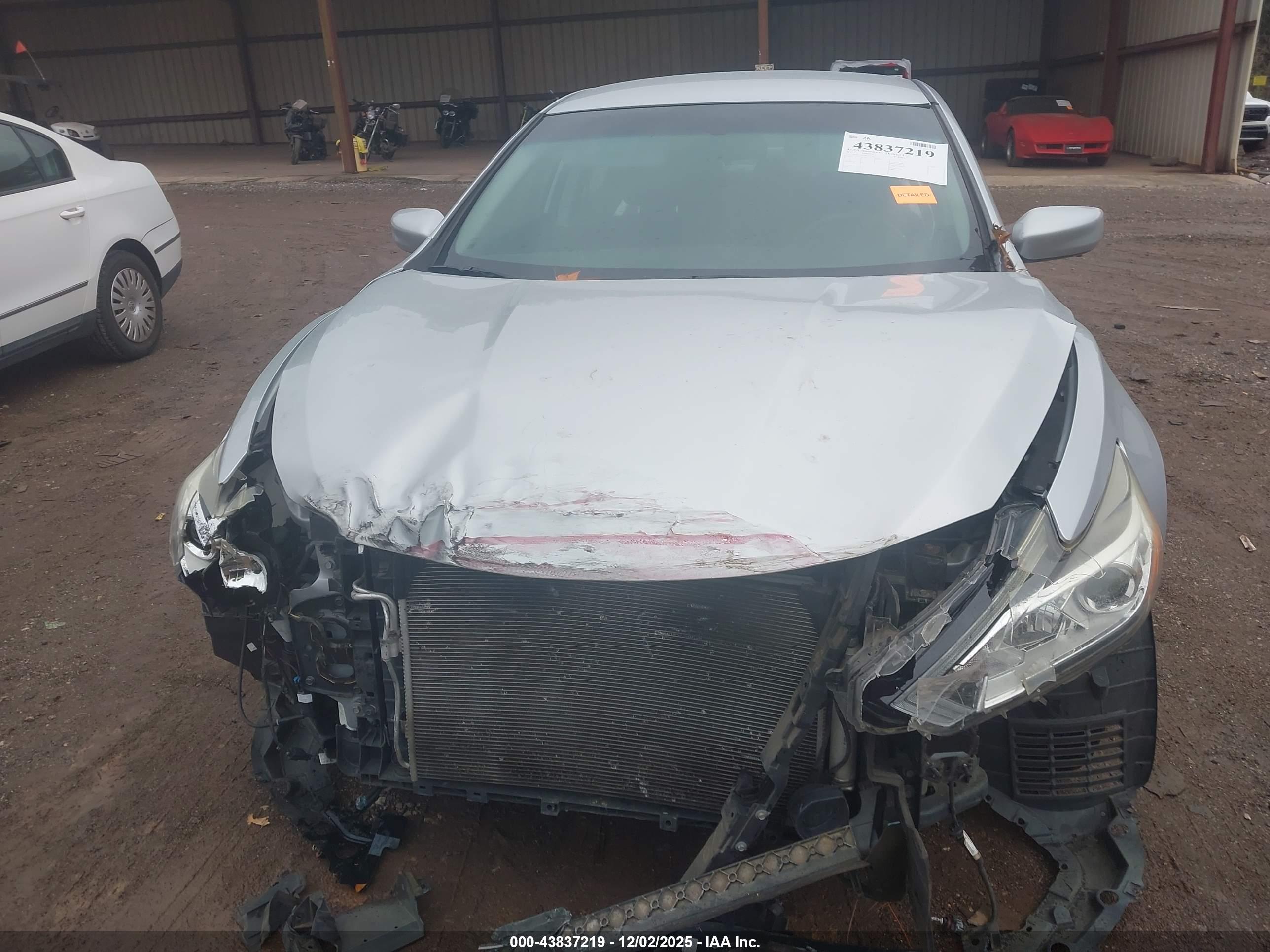 NISSAN ALTIMA image 6