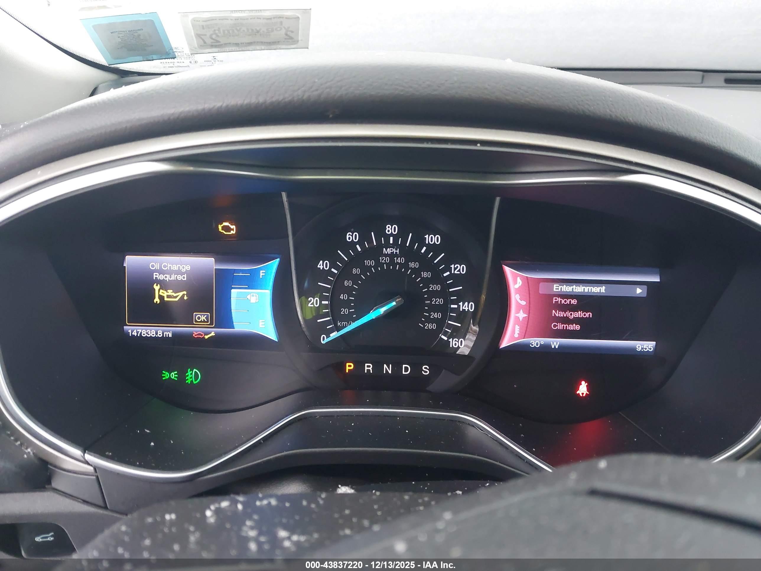 FORD FUSION image 7