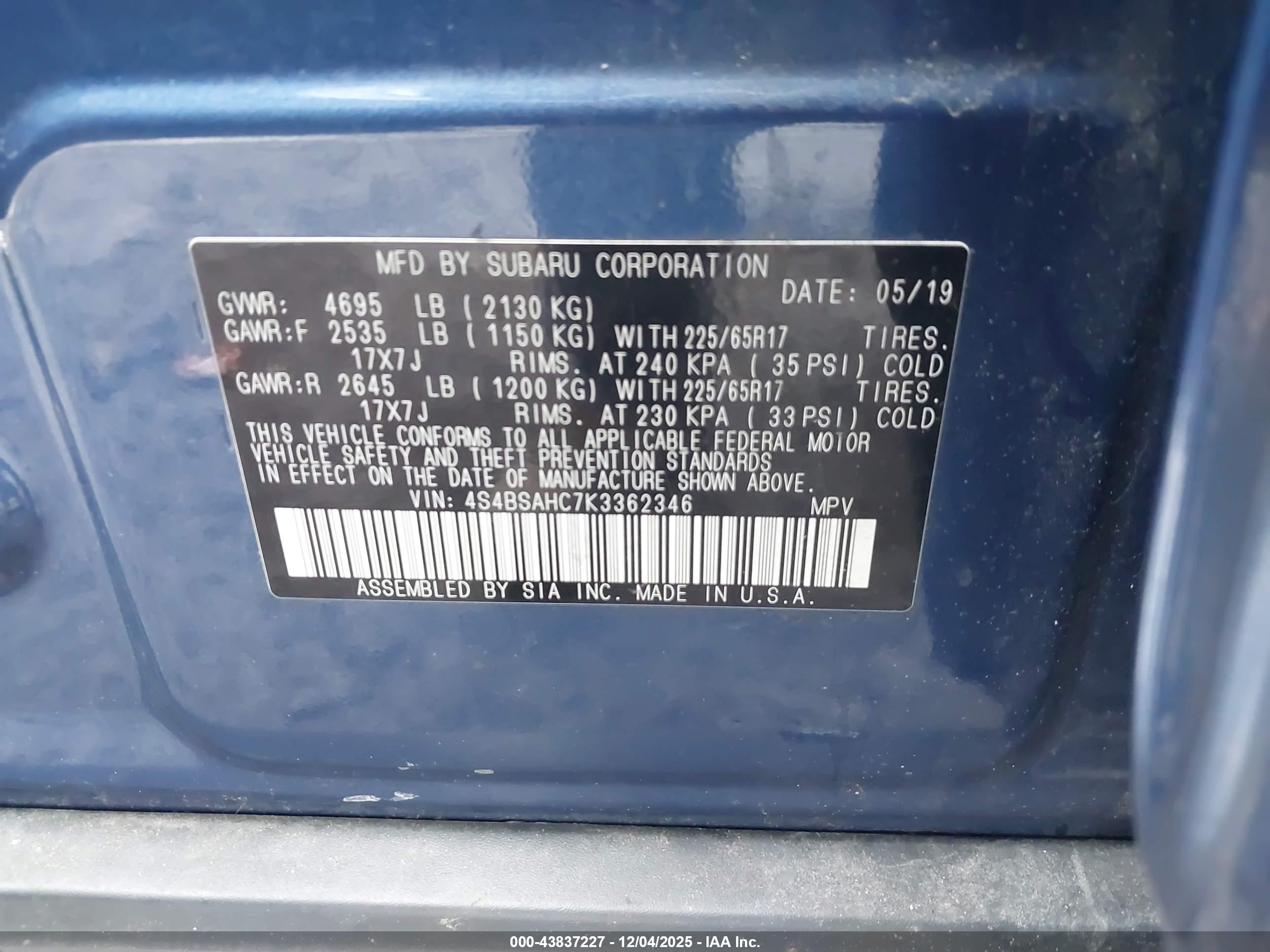 SUBARU OUTBACK image 9